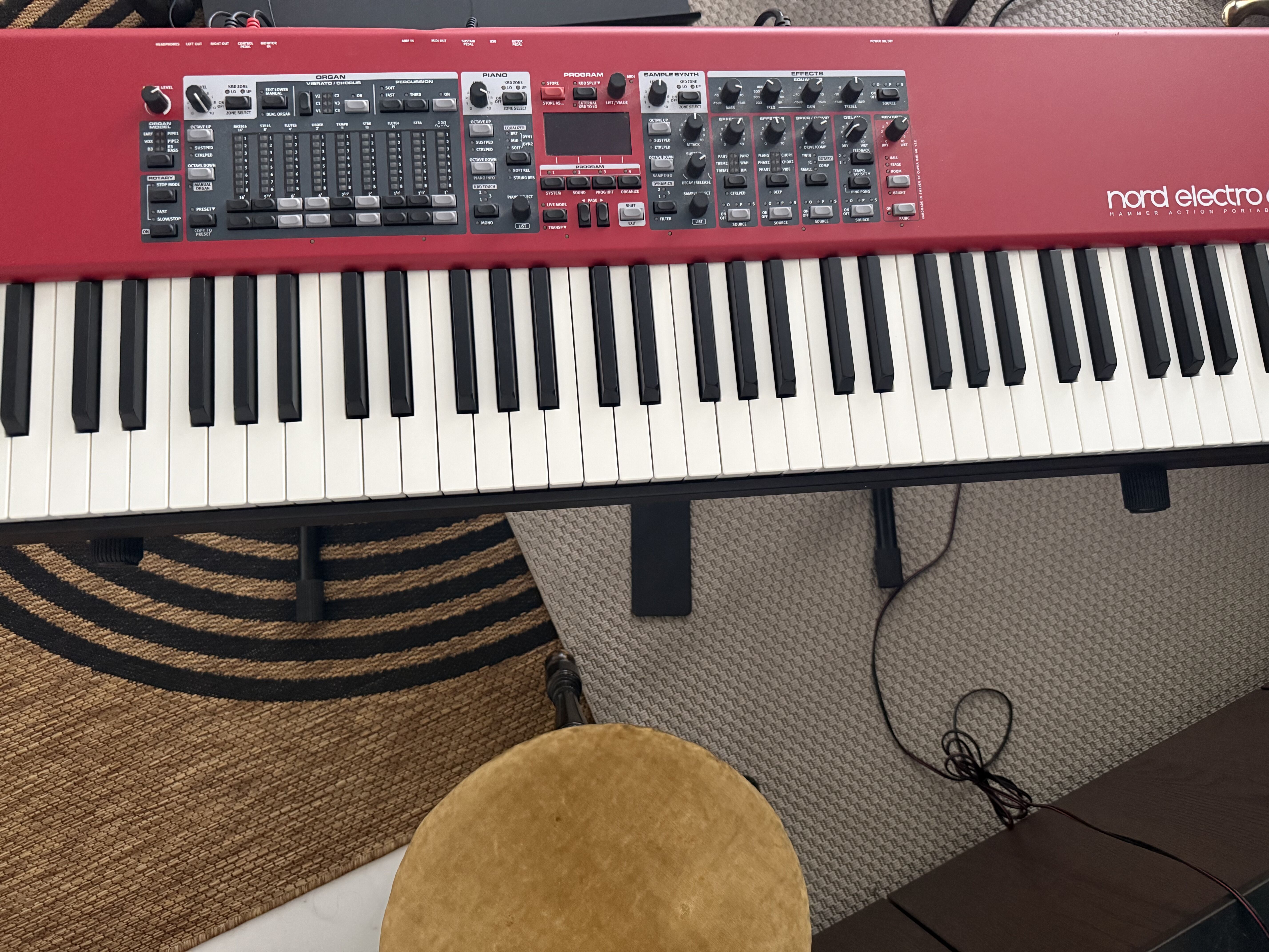 piano numérique Nord Electro 6 HP