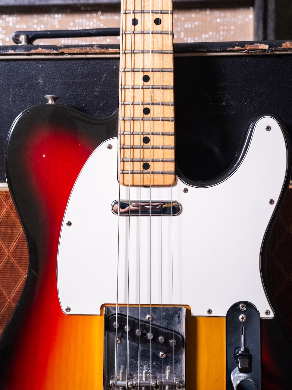Fender-telecaster-1973-deryck-whibley-05