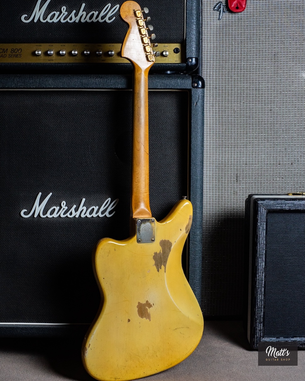 Fender-Jaguar-Blonde-GoldHardware-1965-02