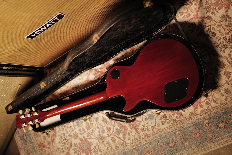 Gibson-Les-Paul-Pearly-Gates-05