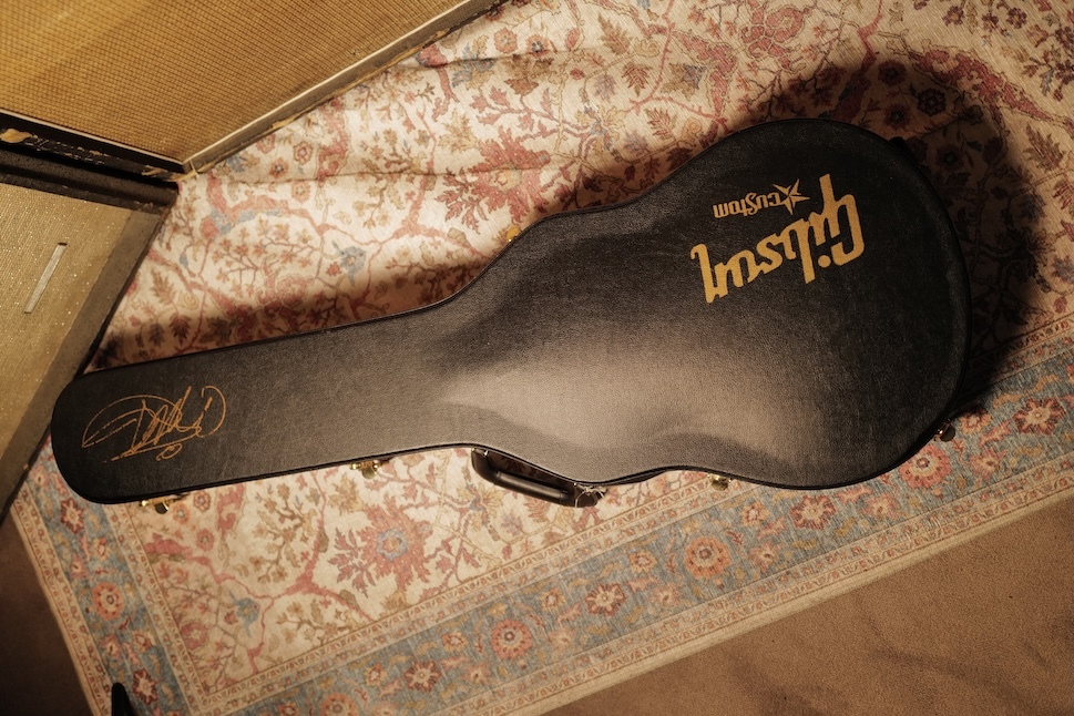 Gibson-Les-Paul-Pearly-Gates-07