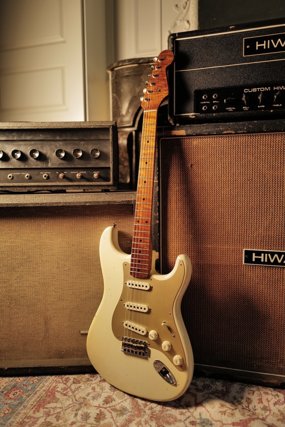 Fender-Stratocaster-Masterbuilt-Vincent-Van-Trigt-02-02