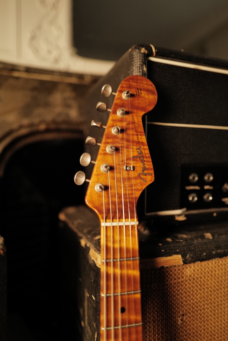 Fender-Stratocaster-Masterbuilt-Vincent-Van-Trigt-02-04