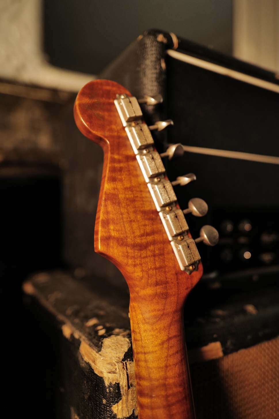 Fender-Stratocaster-Masterbuilt-Vincent-Van-Trigt-02-07
