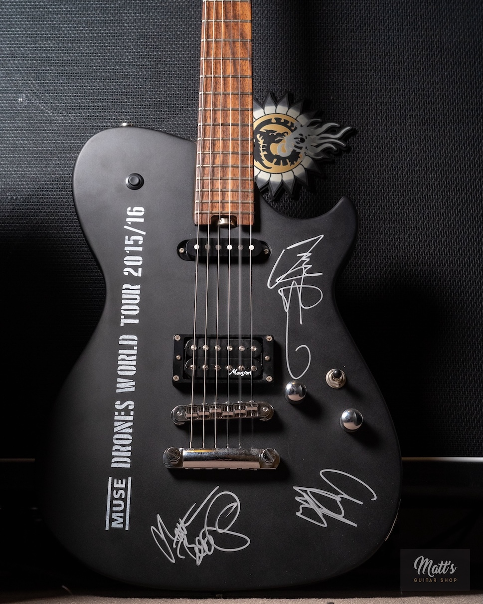 Muse-Cort-Drones-Tour-2015-Fully-Signed-03