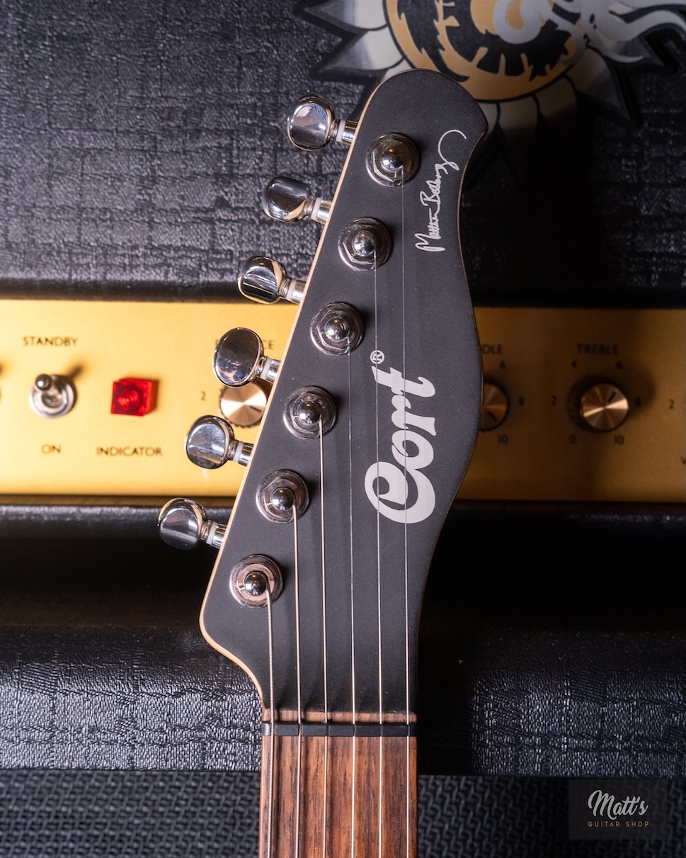 Muse-Cort-Drones-Tour-2015-Fully-Signed-05