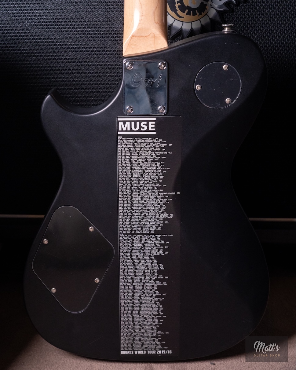 Muse-Cort-Drones-Tour-2015-Fully-Signed-07