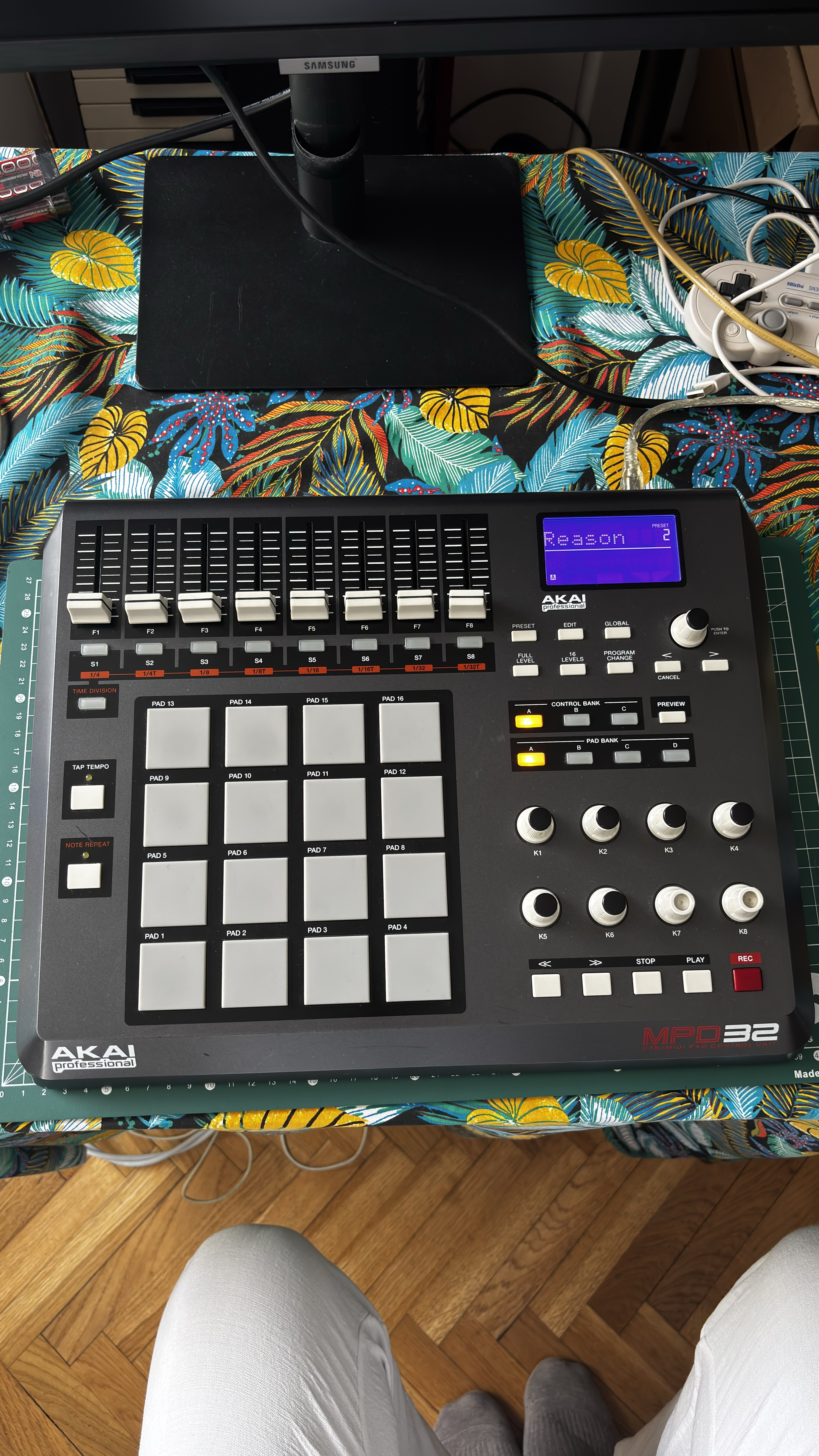Akai MPD32 – Très bon état