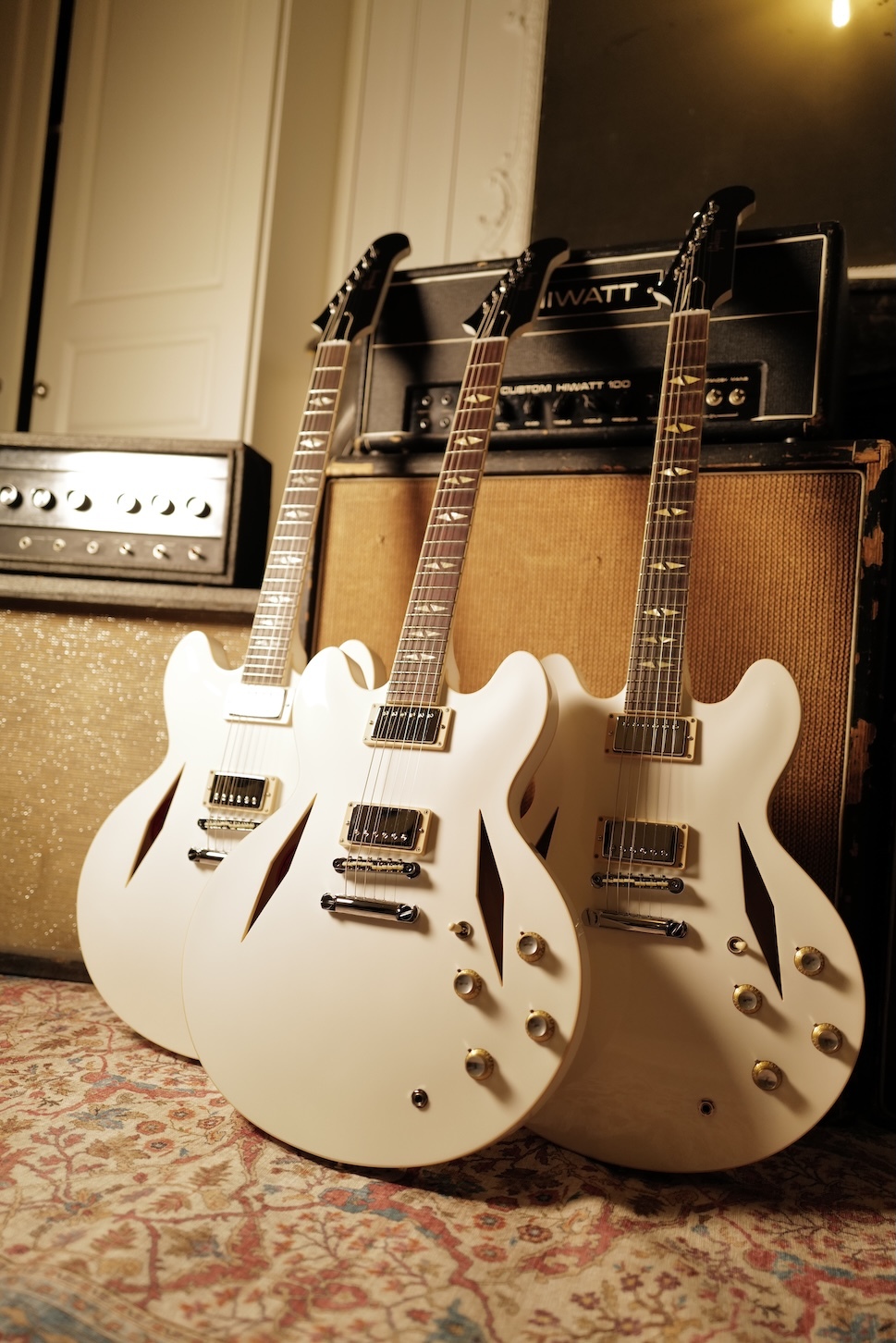 Gibson Dave Grohl DG 335 Alpine White