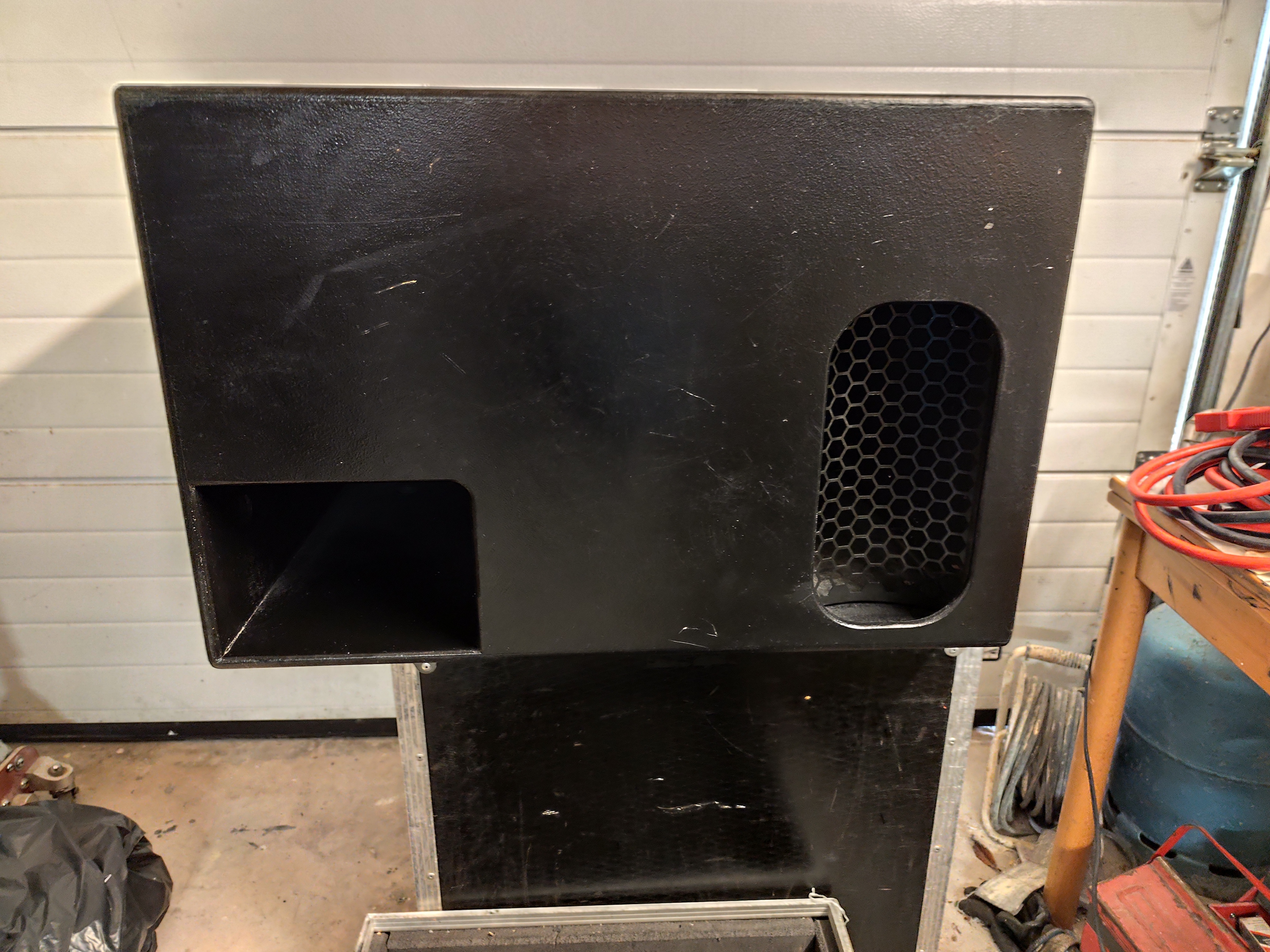 Ls 1200 avce fly case 