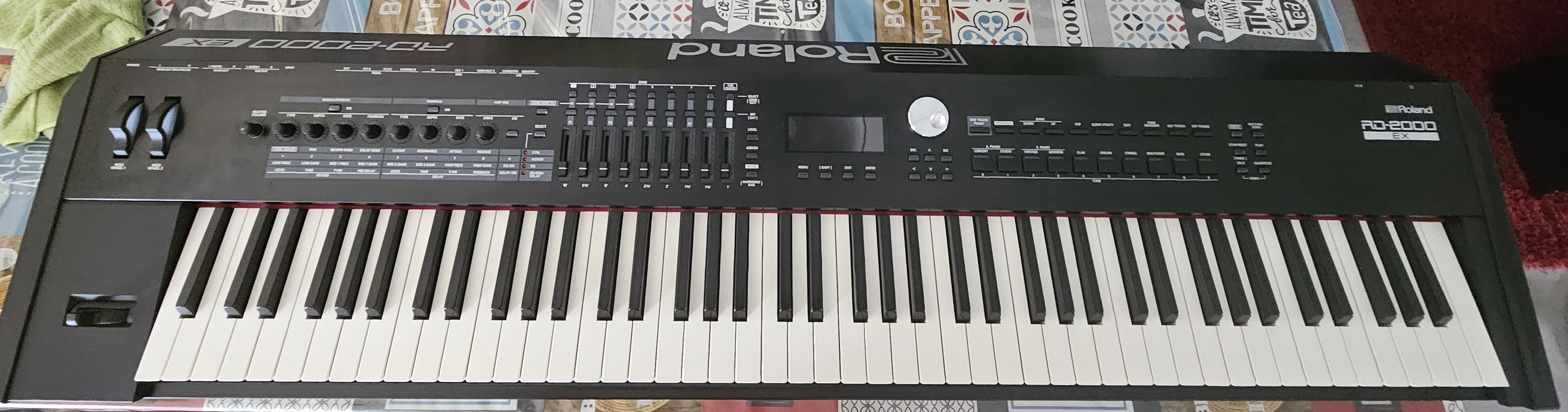 Roland RD-2000 EX avec fly sur mesure 