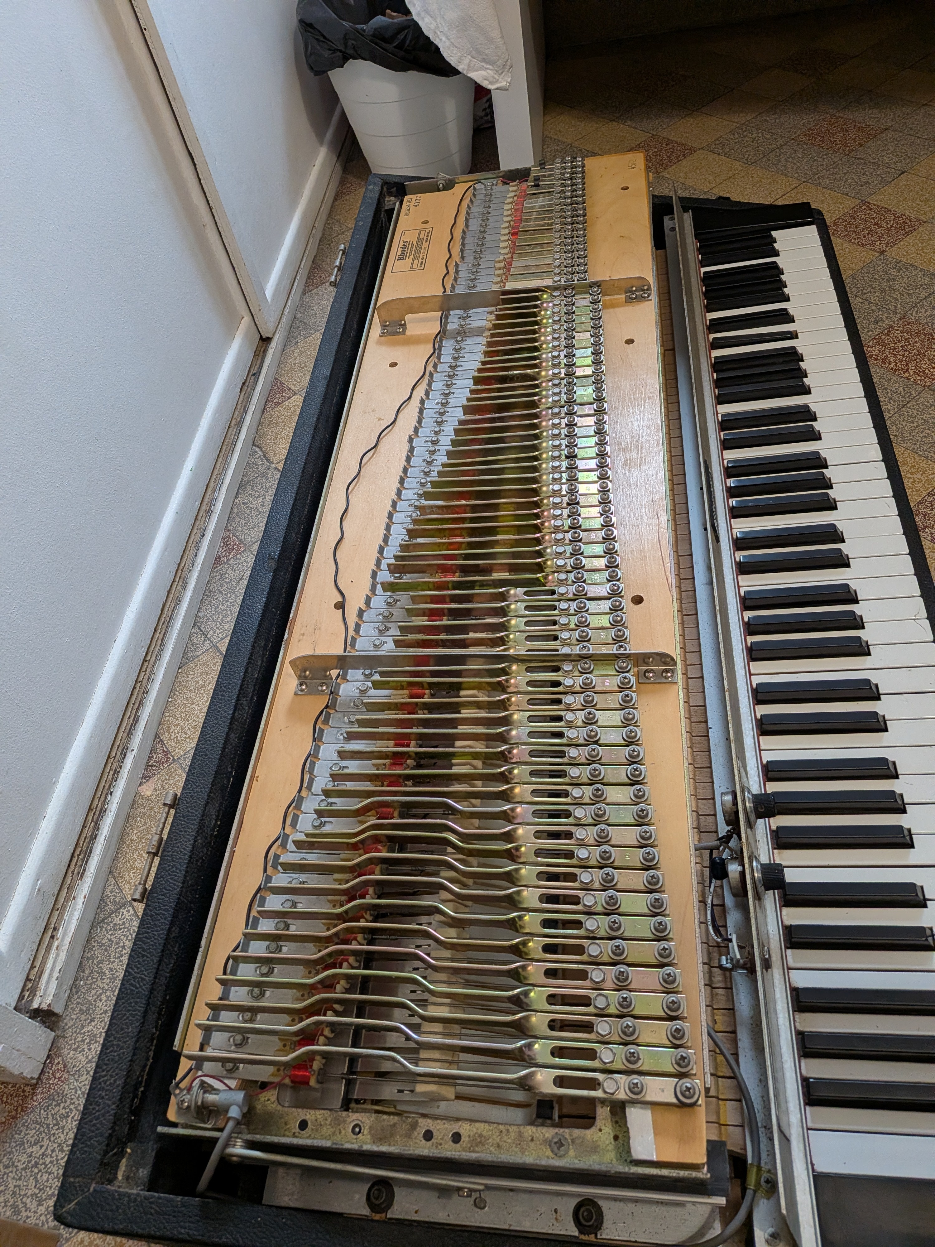 Fender Rhodes Mark I Stage Piano (88759)