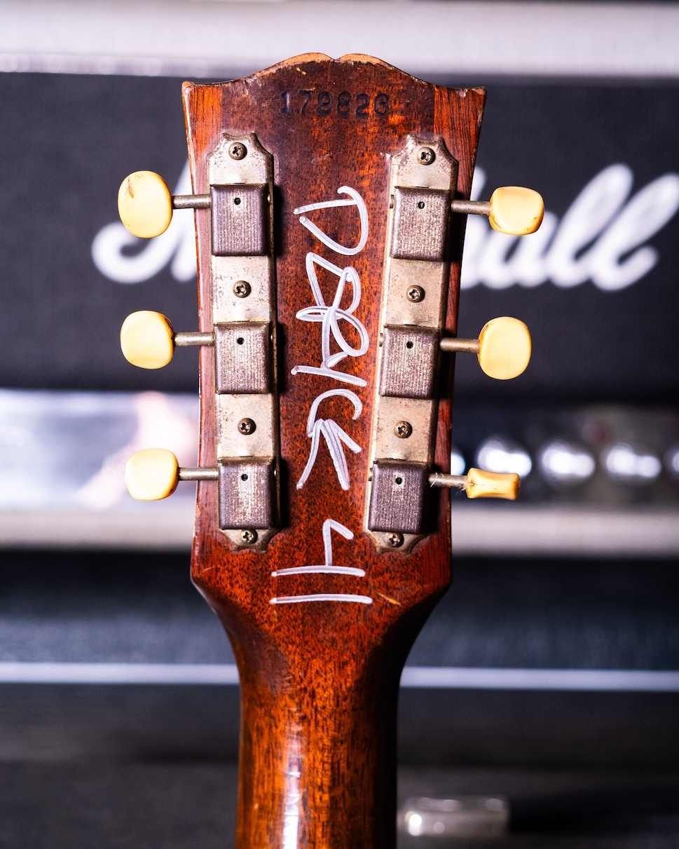 gibson-J50-deryck-whibley-05