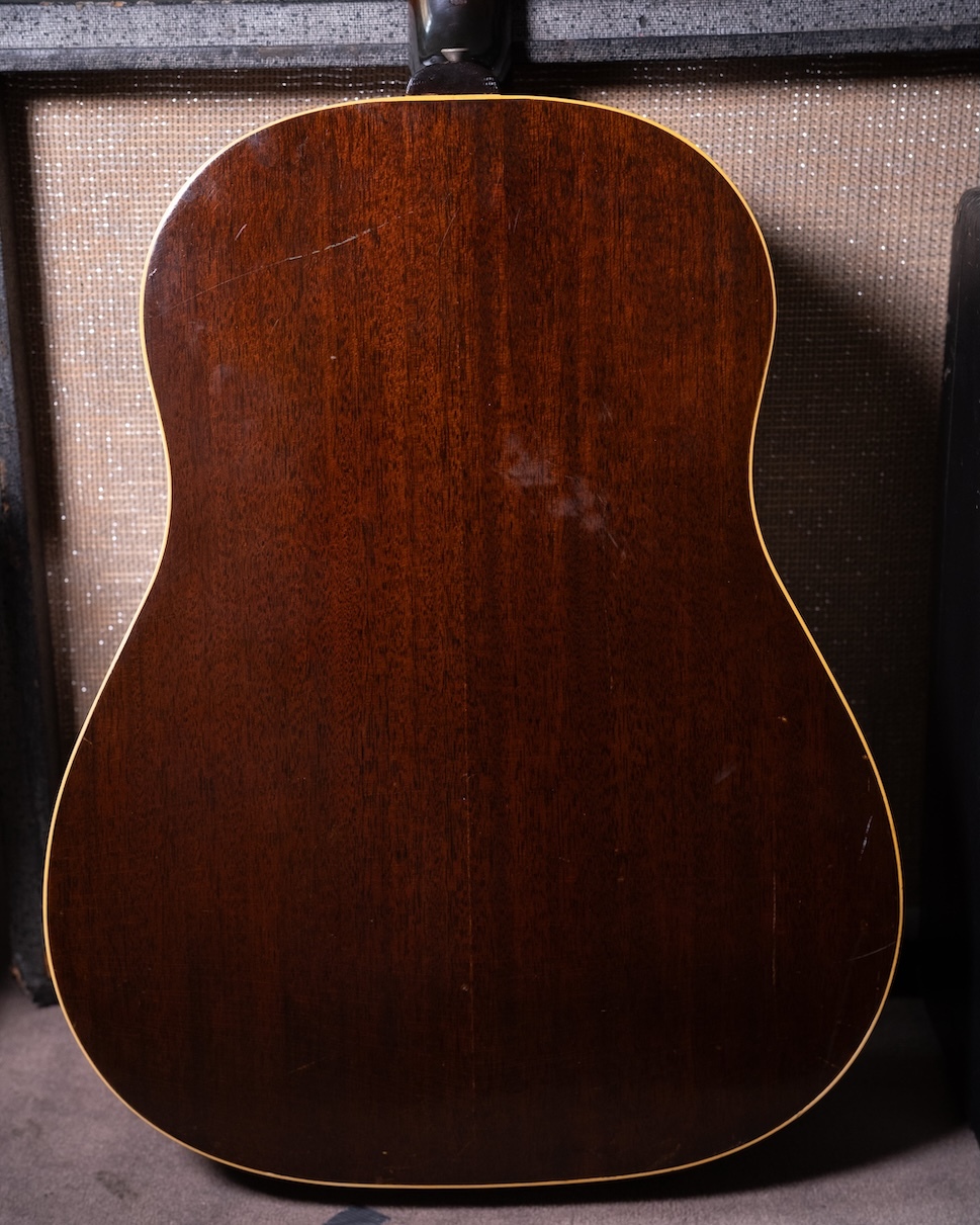 gibson-J50-deryck-whibley-08