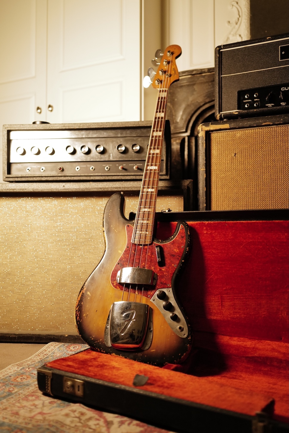 Fender-Jazz-Bass-1968-03