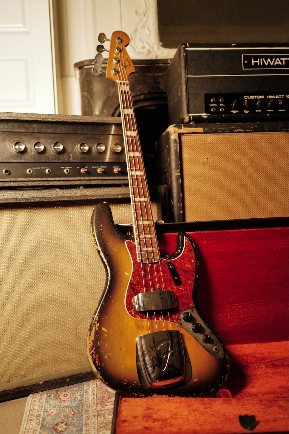 Fender-Jazz-Bass-1968-04