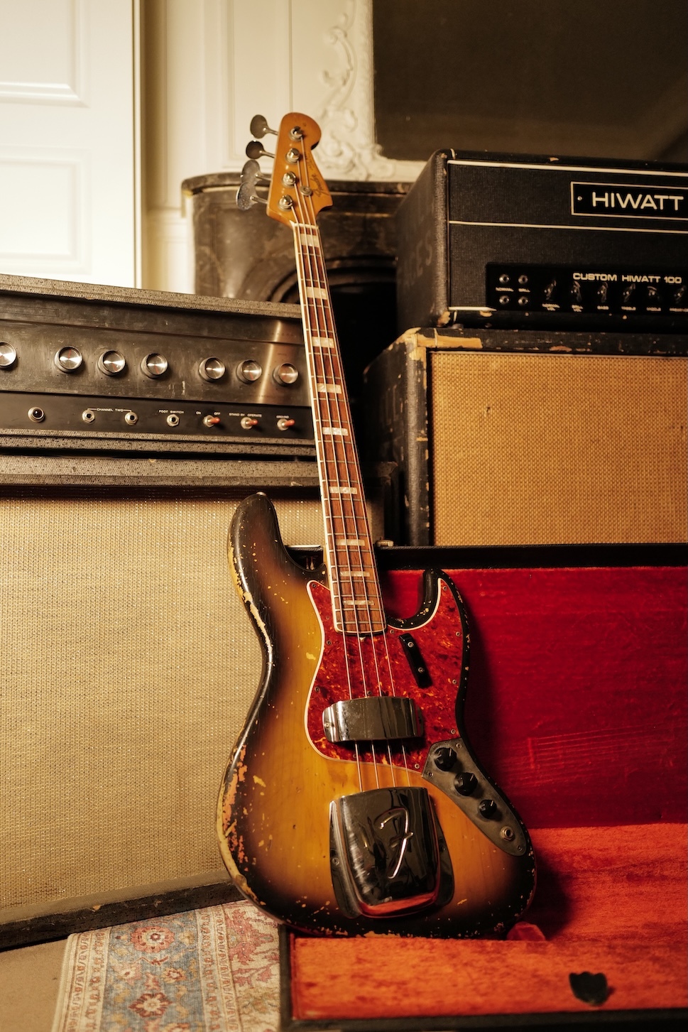 Fender-Jazz-Bass-1968-05