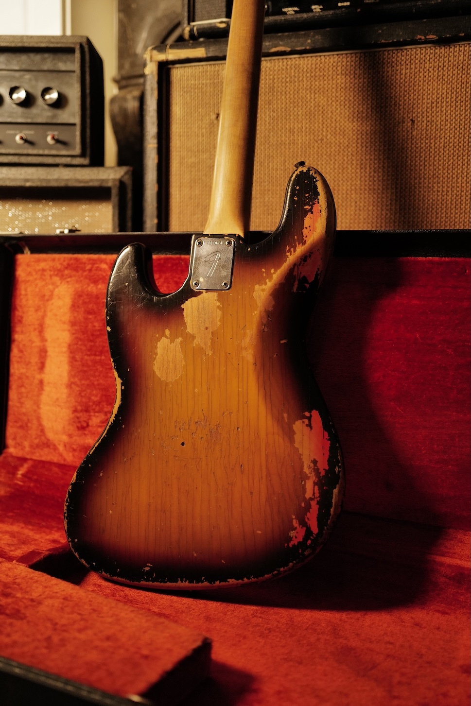 Fender-Jazz-Bass-1968-08