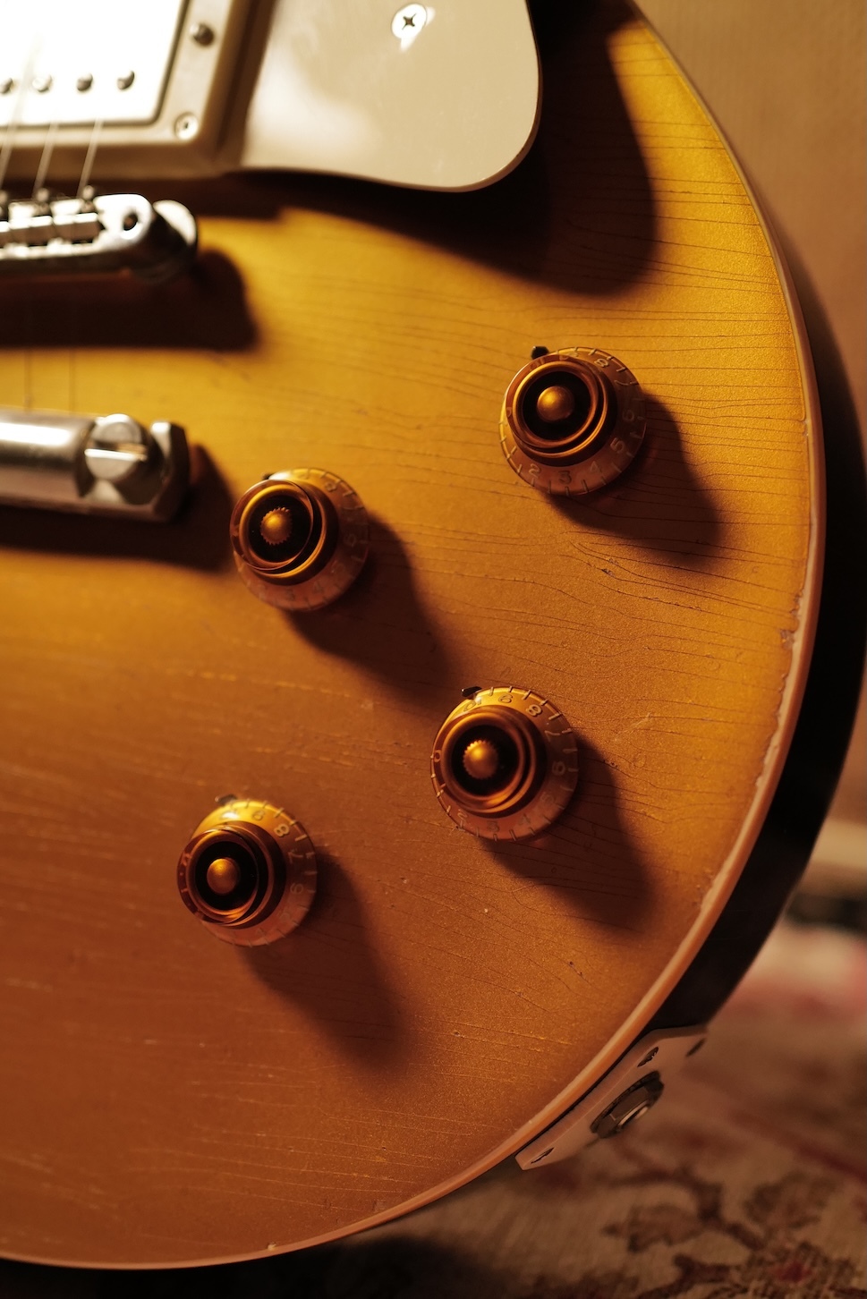 Gibson-Les-Paul-Custom-Shop-Dickey-Betts-Goldie-04