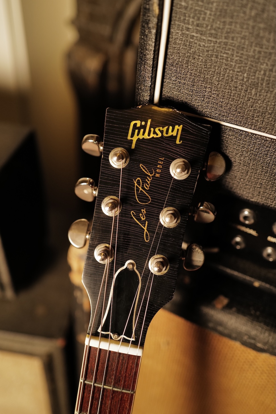 Gibson-Les-Paul-Custom-Shop-Dickey-Betts-Goldie-09