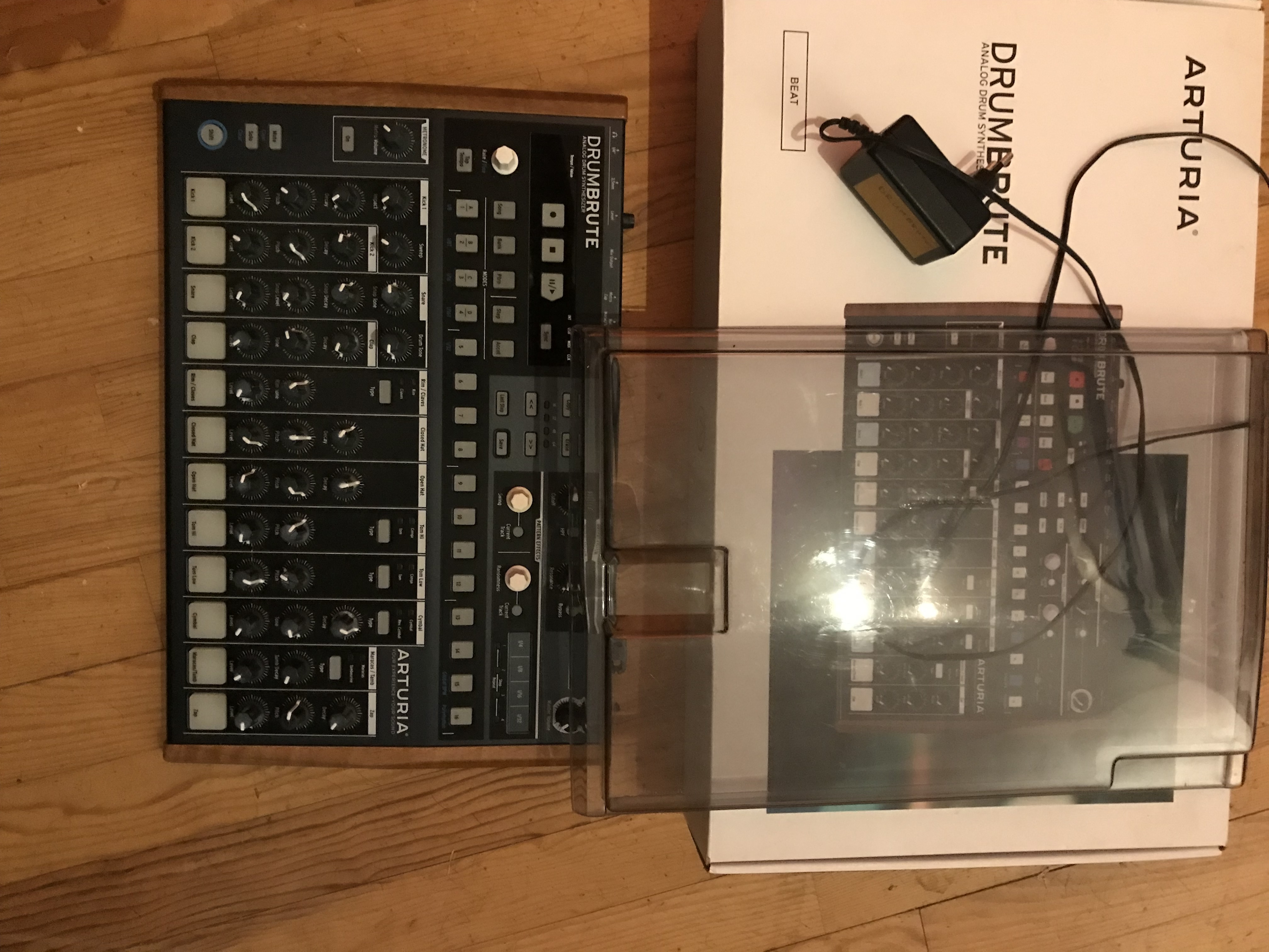 Drumbrute + decksaver 