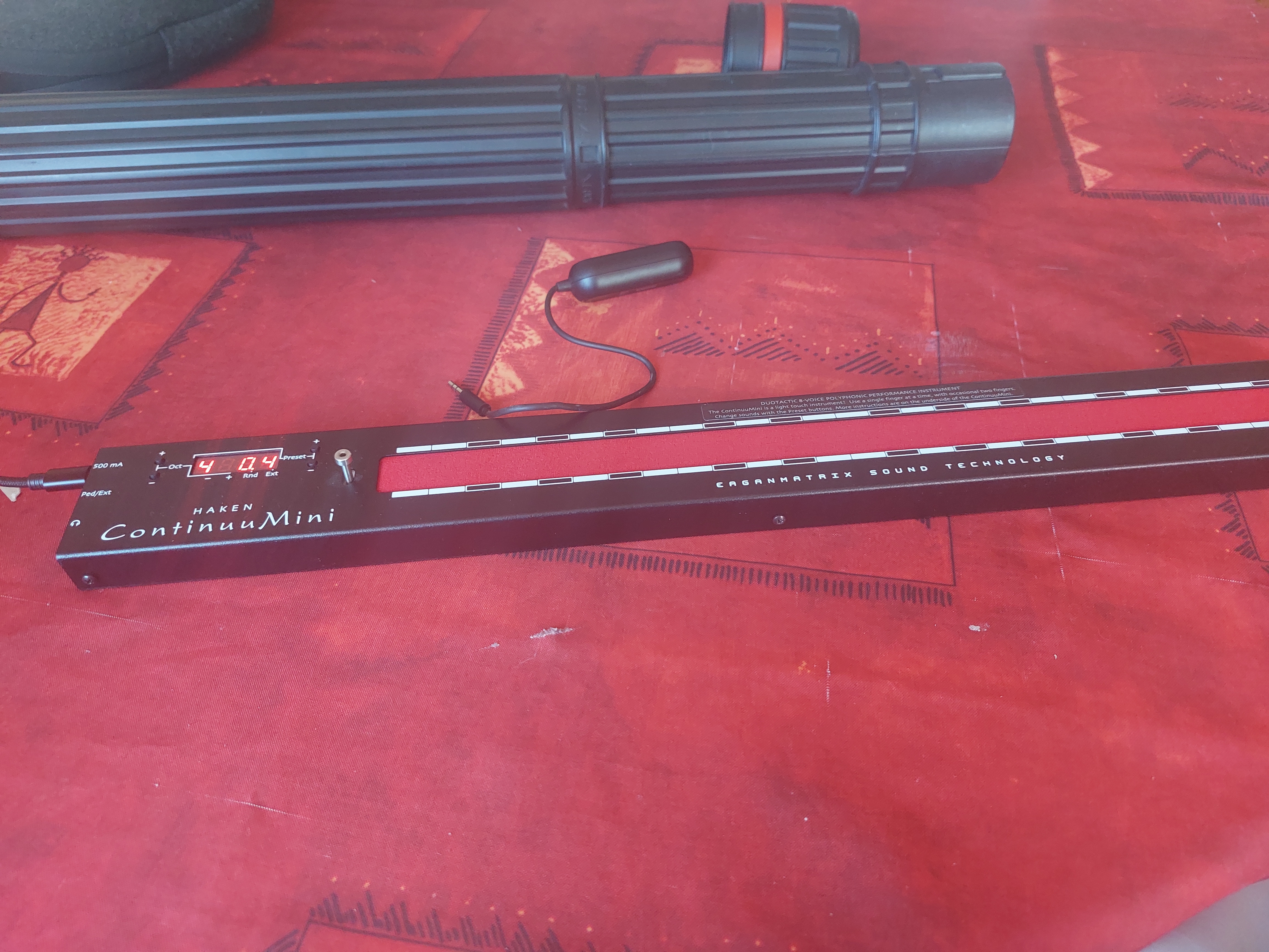Vends continuumini + case de transport