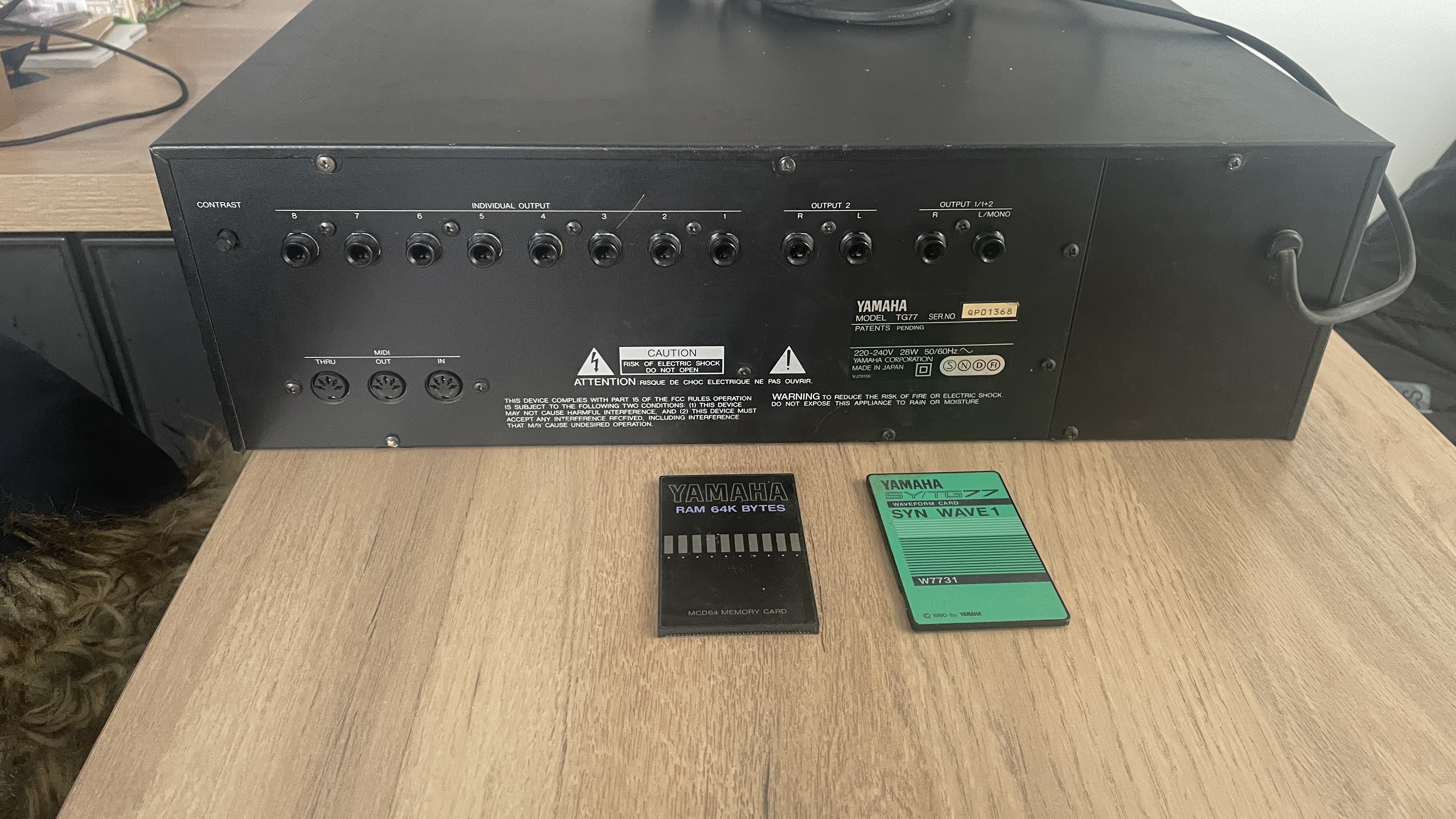Yamaha TG77 (83112)