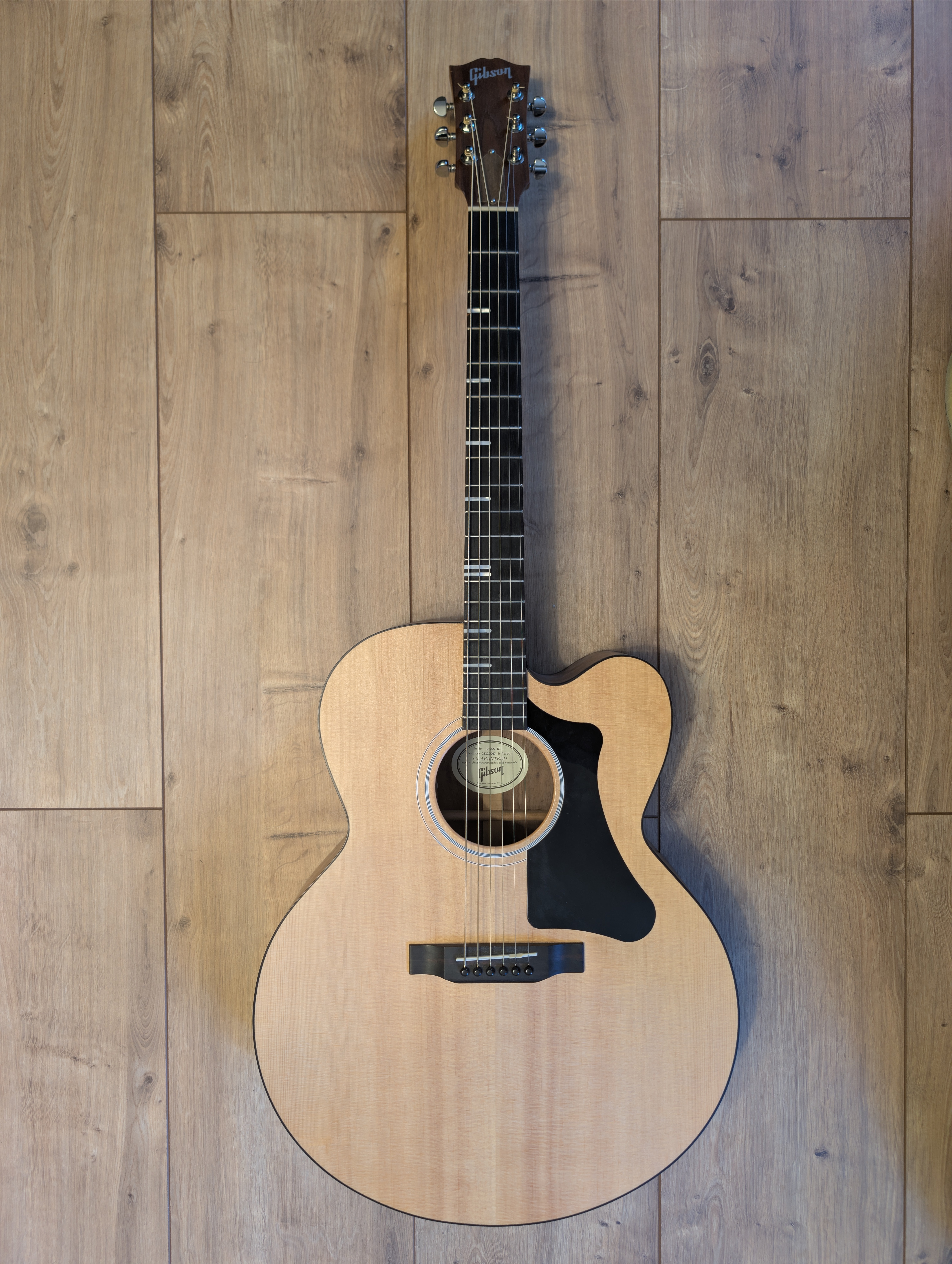 Vends Guitare électro acoustique Gibson G-200 EC