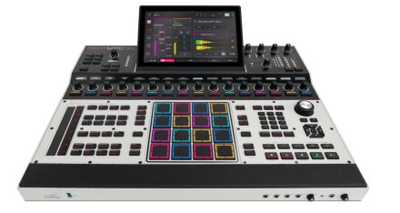 Akai MPC XL - face avant Akai MPC XL - face avant