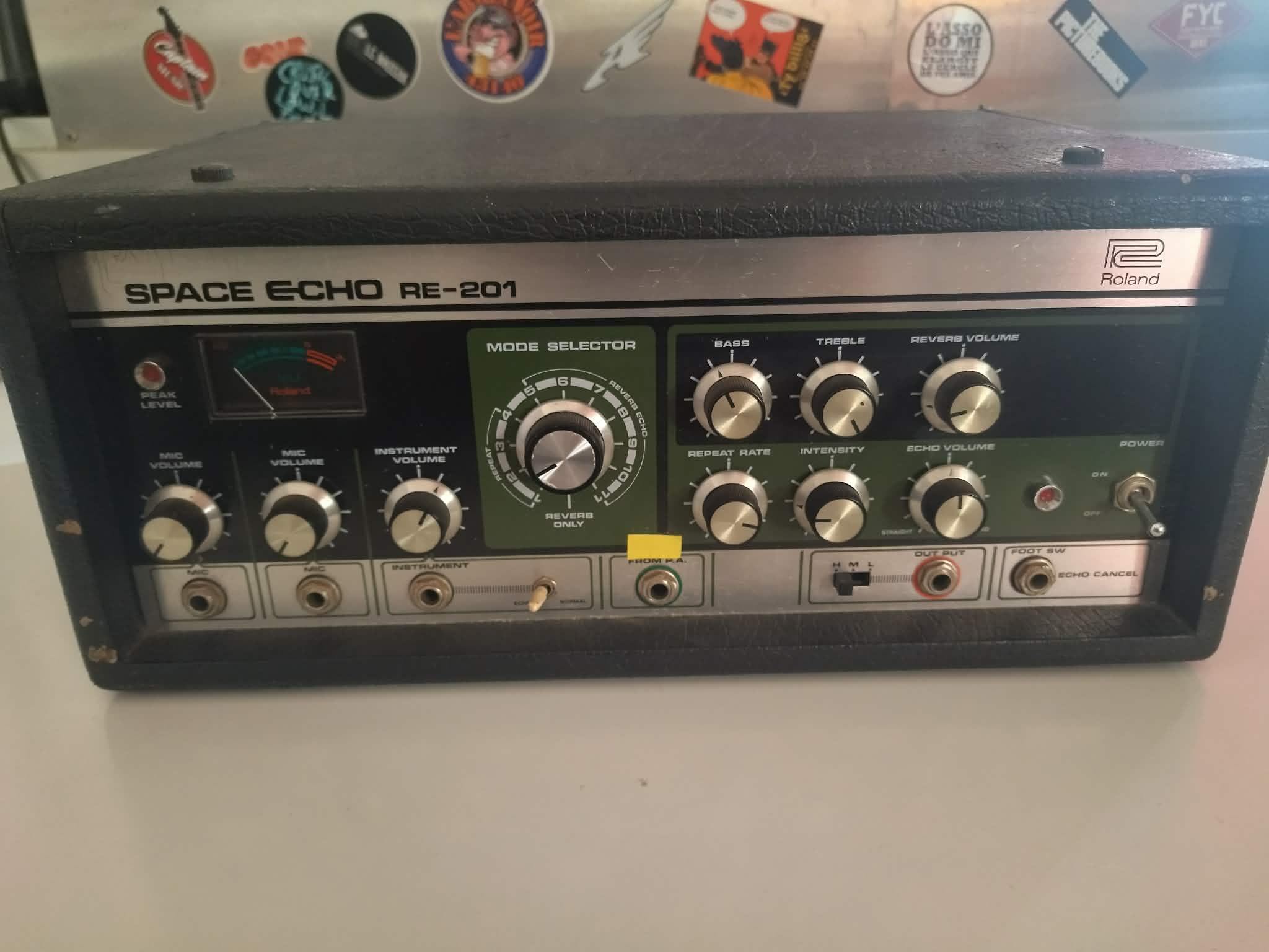 Roland Re-201