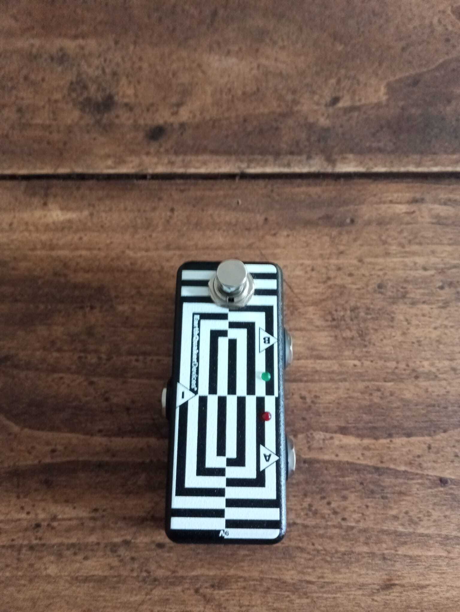 Vends A/B Box EarthQuaker device