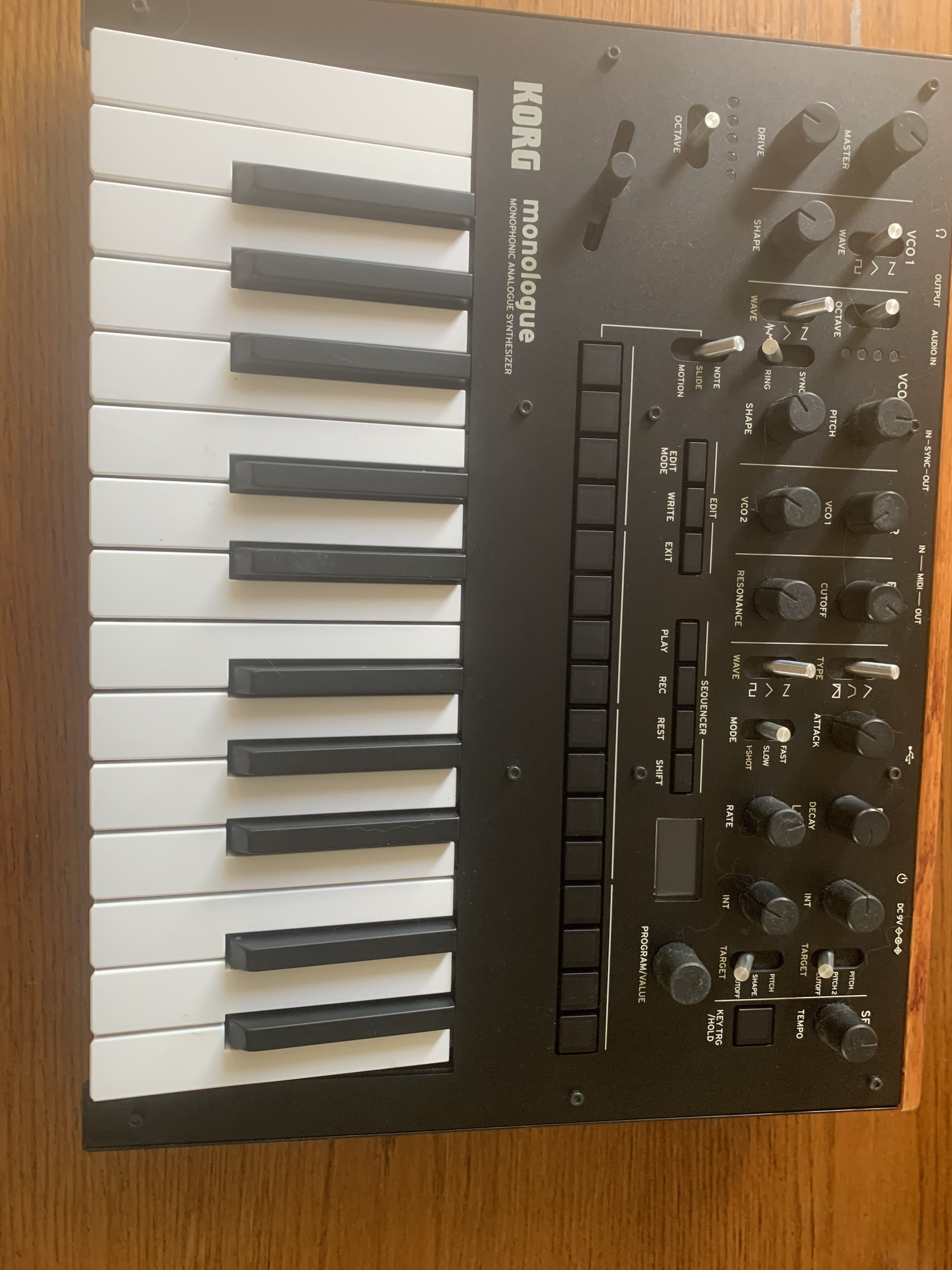 Vends Korg Monologue