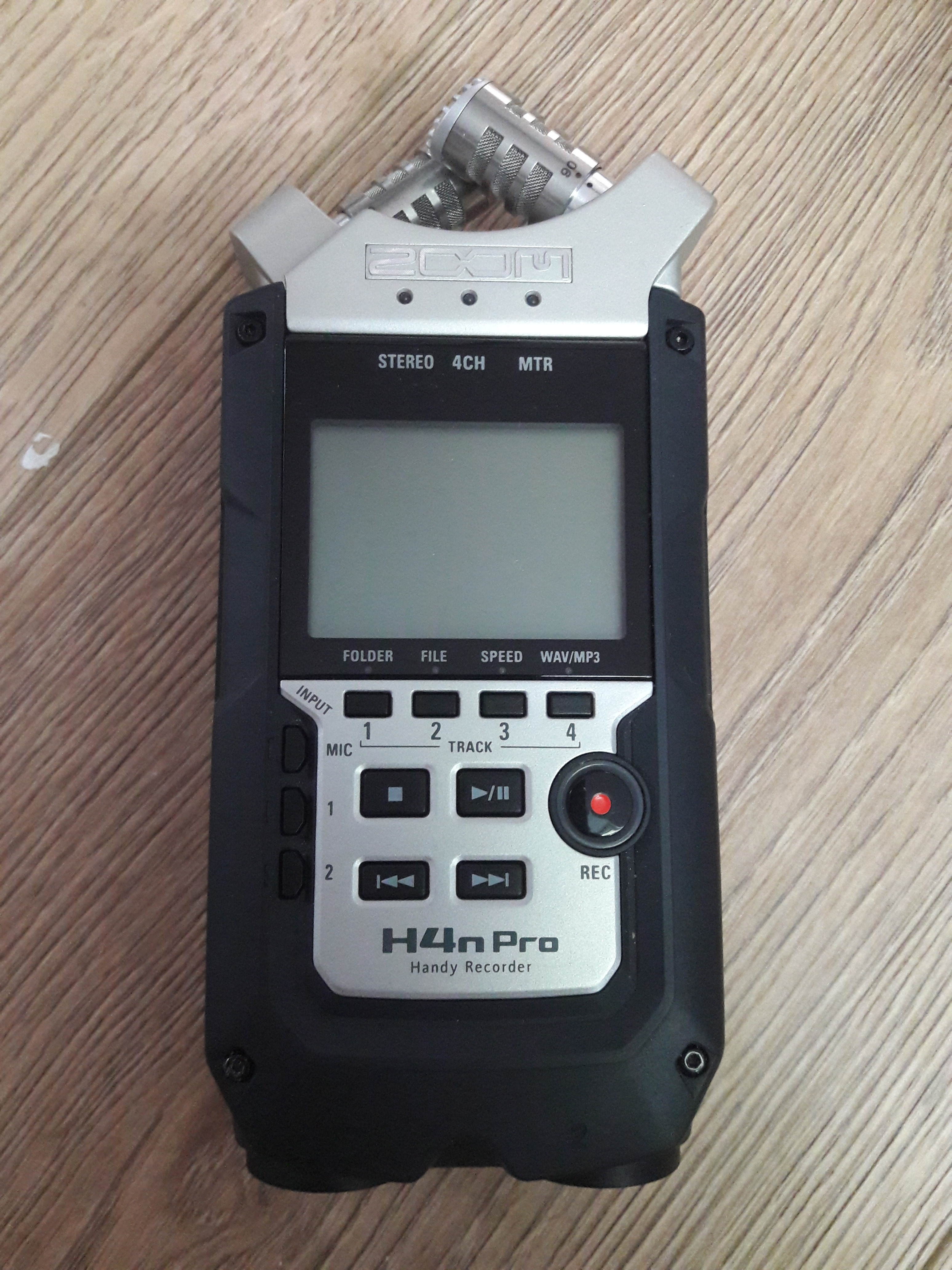 Vends Zoom H4n Pro + Kit Accessoires APH-4N PRO