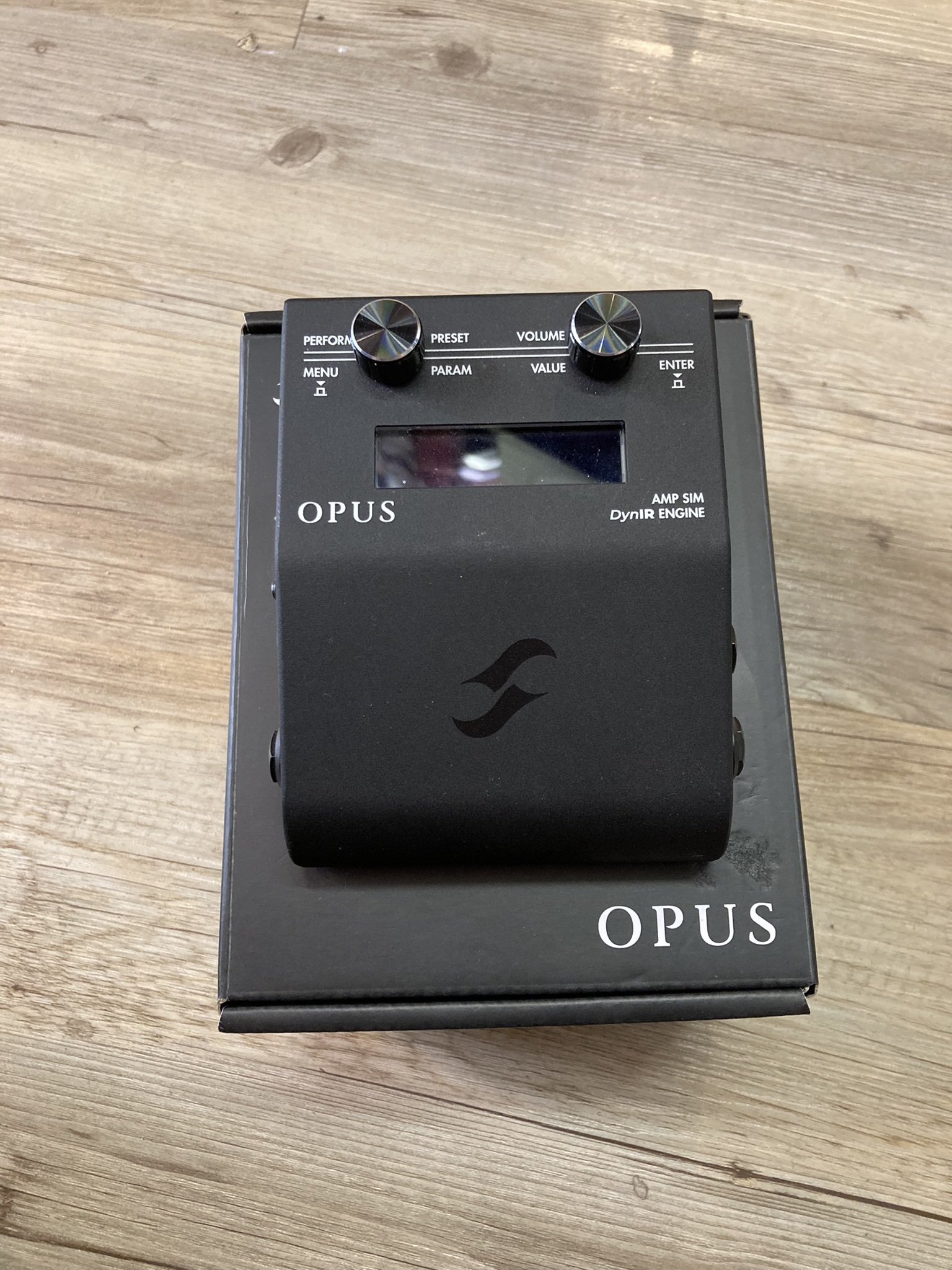 TWO NOTES - Opus