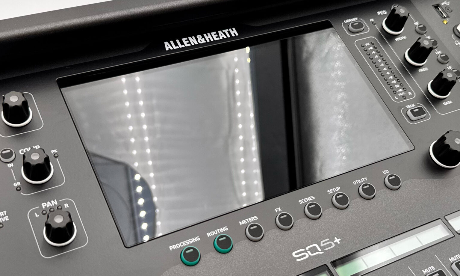 TEST ALLEN HEATH 4