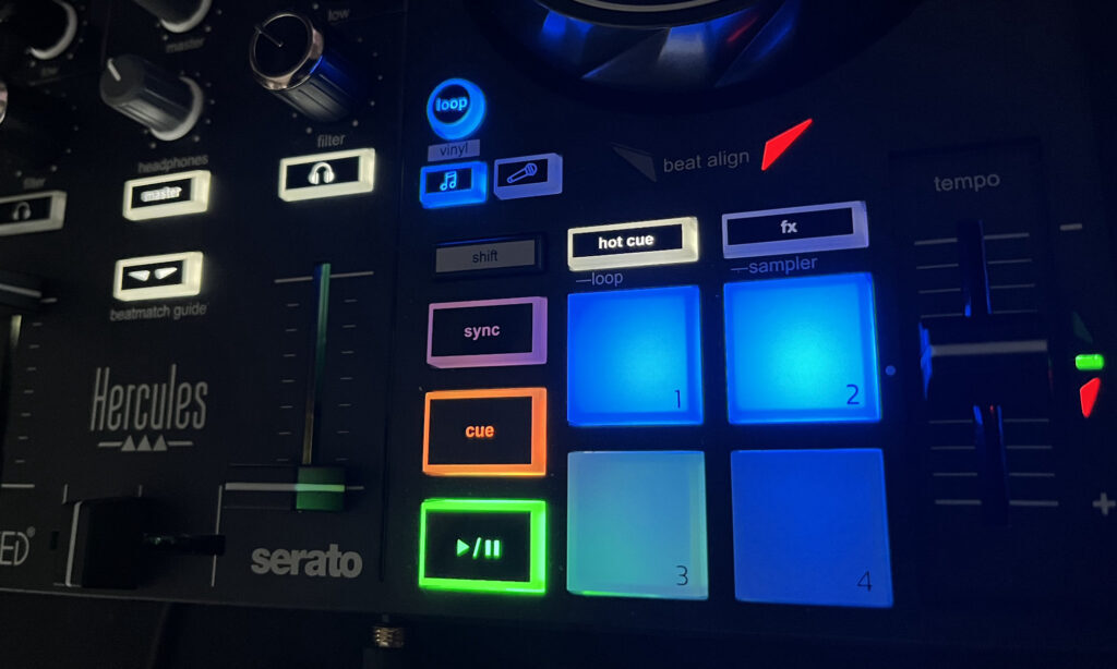 Hercules DJControl Inpulse 200 MK3 : TEST HERCULES 12