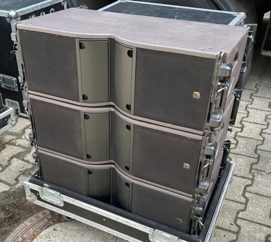 L-Acoustics Kara II, prête pour la tournée | État impeccable | Prix attractif pour une vente rapide !