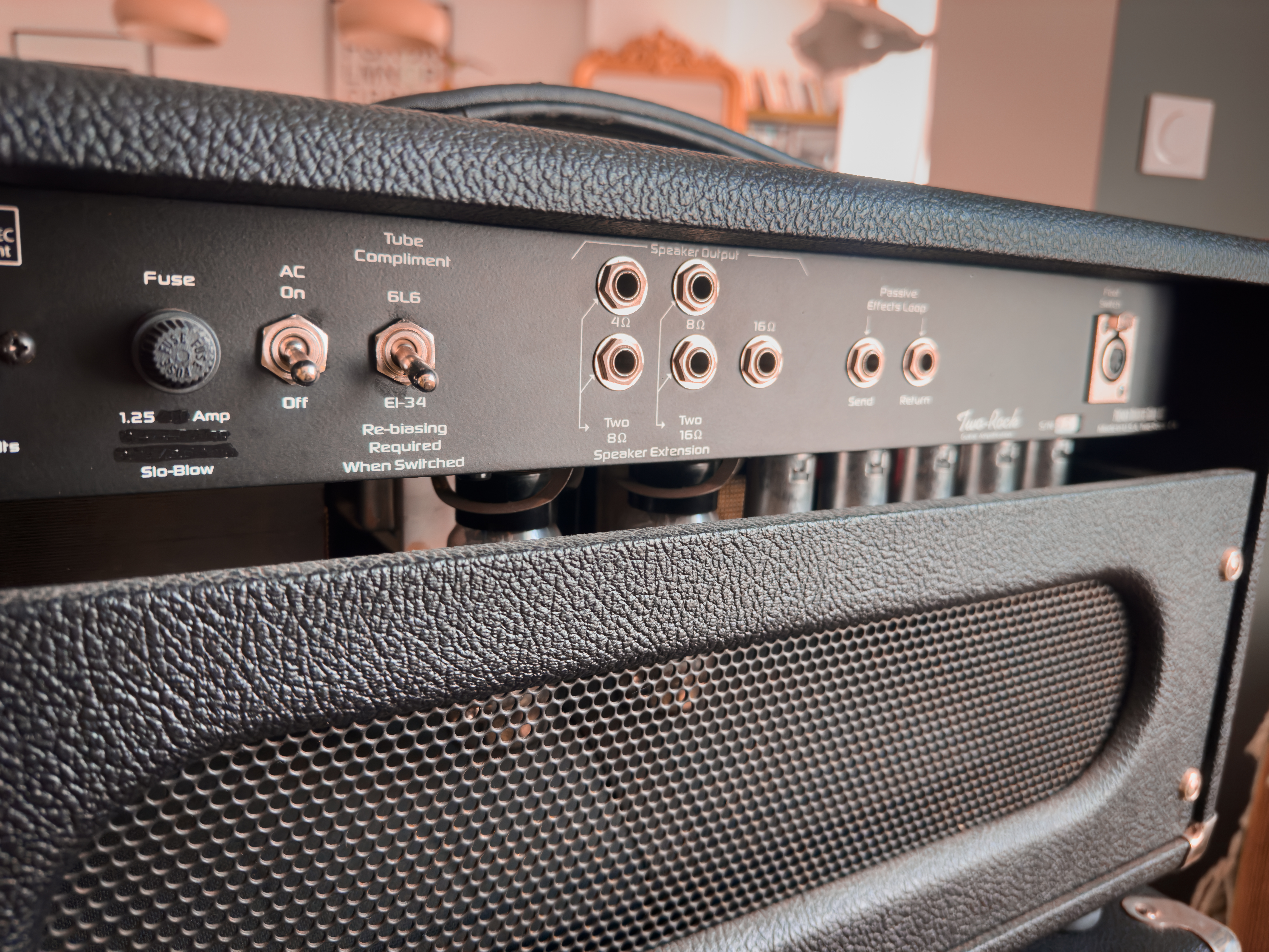 Two Rock Bi-onyx 40w et Baffle Two Rock 2x12