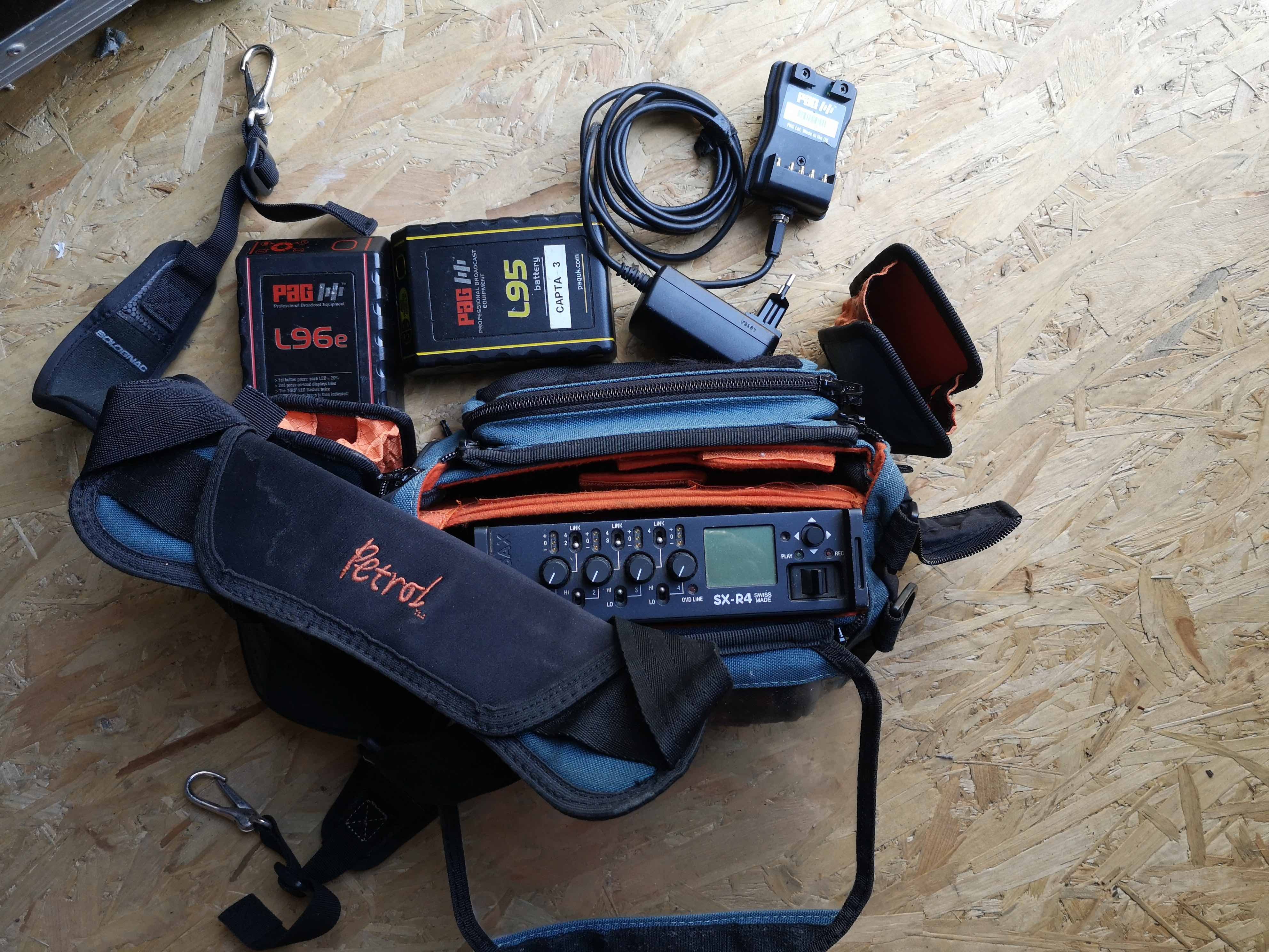 Enregistreur 8 pistes SONOSAX SX-R4 + sacoche Petrol Bag + 2 batteries PAG + cable ADAT
