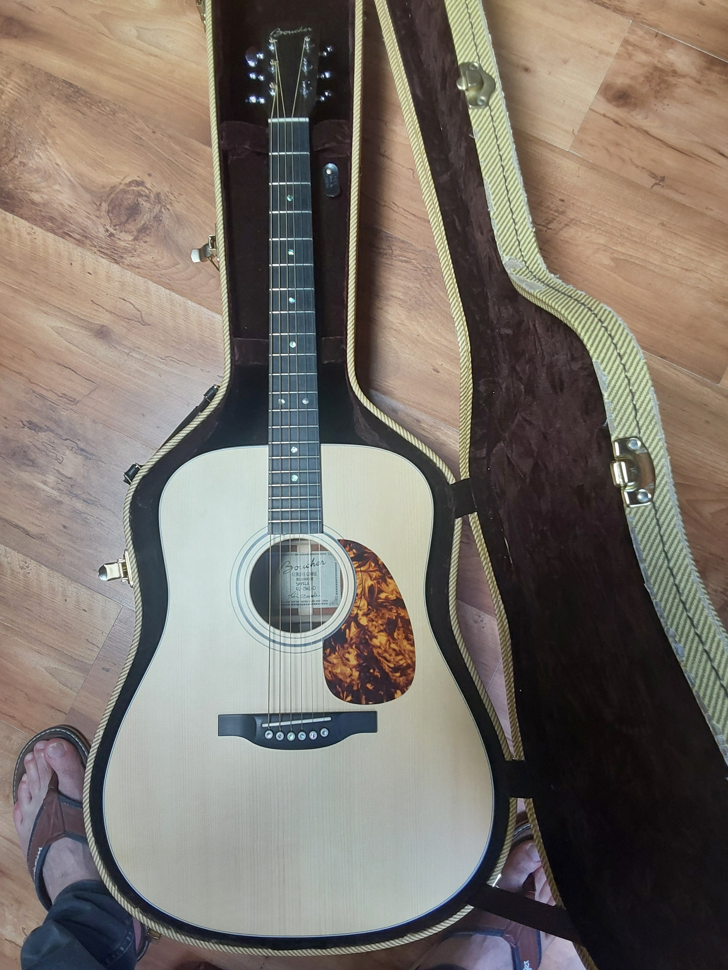 Vend Guitare acoustique Boucher 