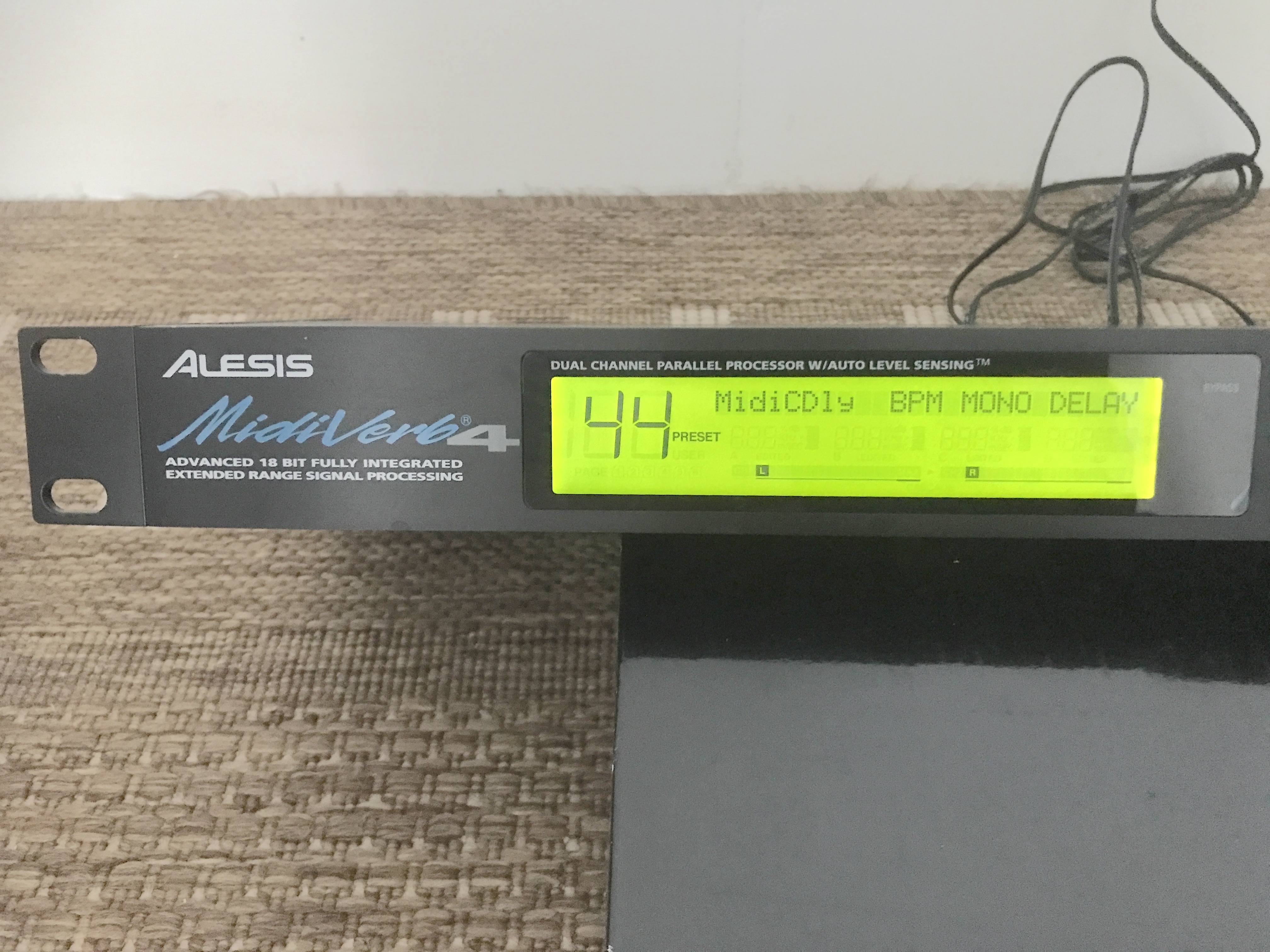 Alesis MidiVerb 4 (24493)