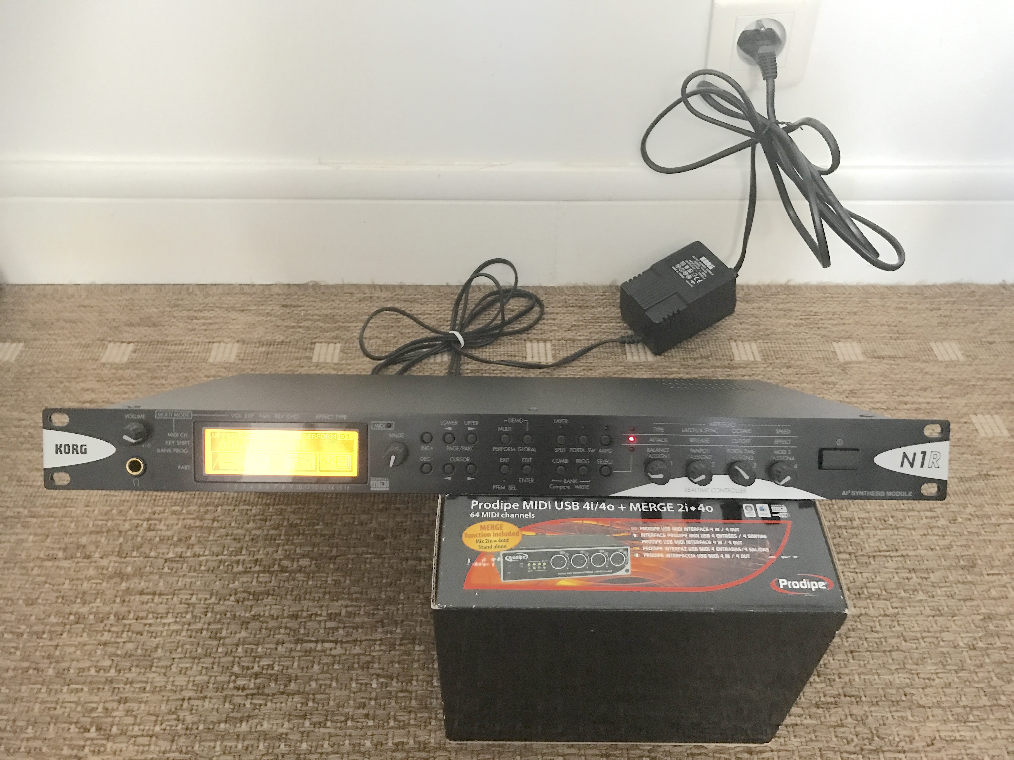 Korg N1R Keyboard Expandeur sound bank sound module 