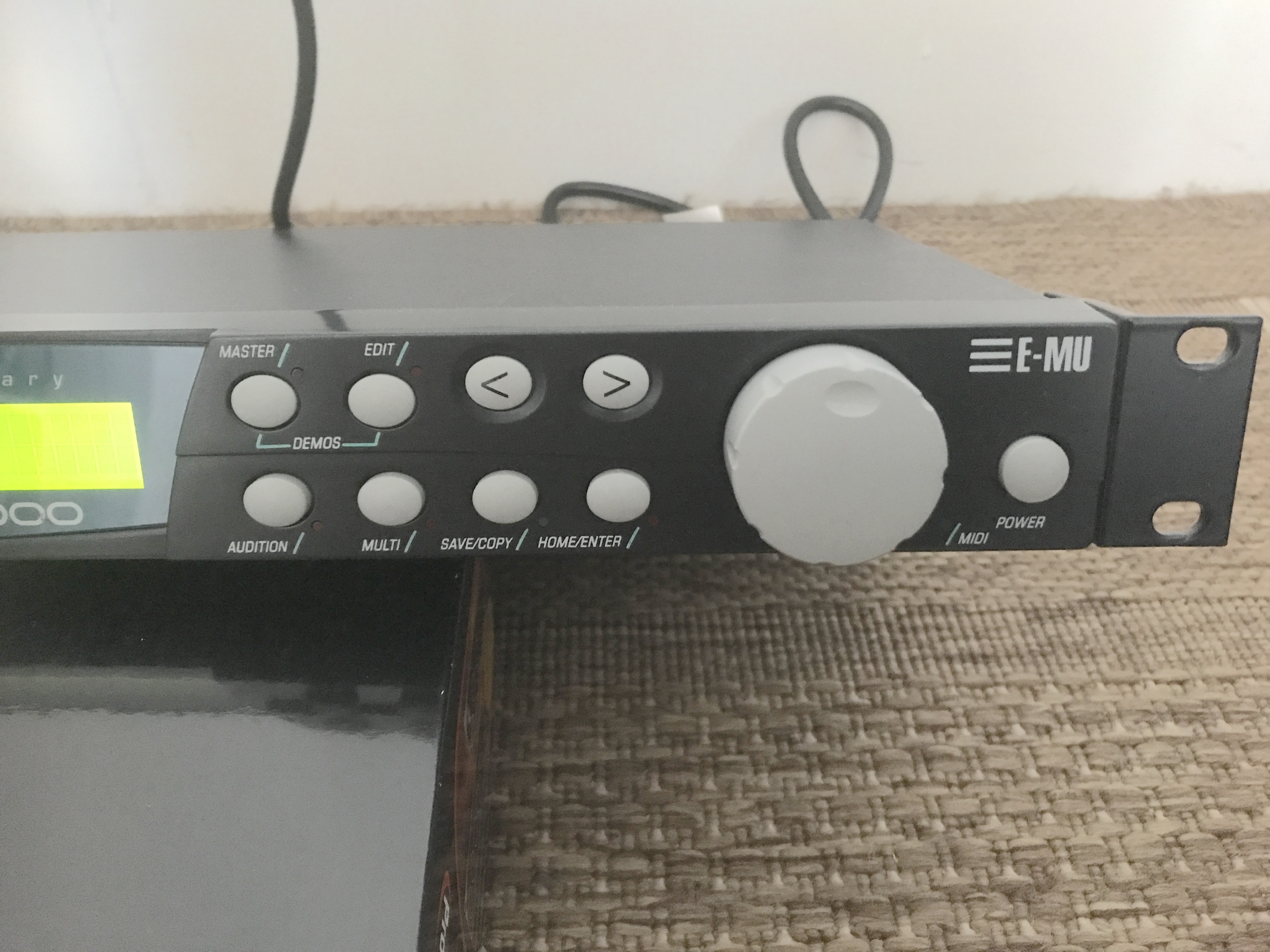 E-MU Proteus 1000 (22911)