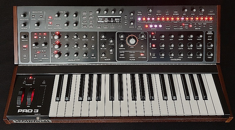 Synthétiseur SEQUENTIAL PRO 3 SE comme neuf, jamais servi