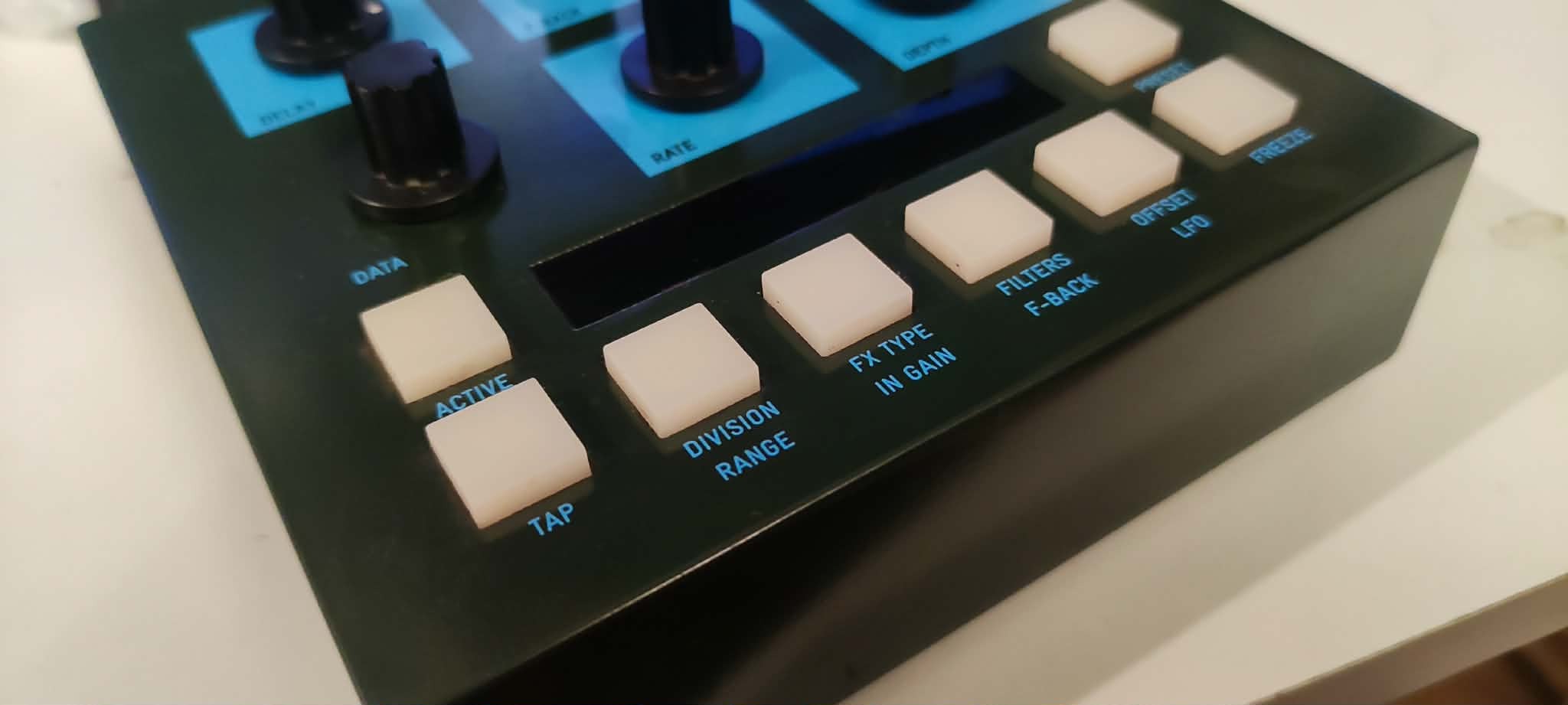OTOM BIM POETIC REPEATER : Un delay unique, créatif et versatile