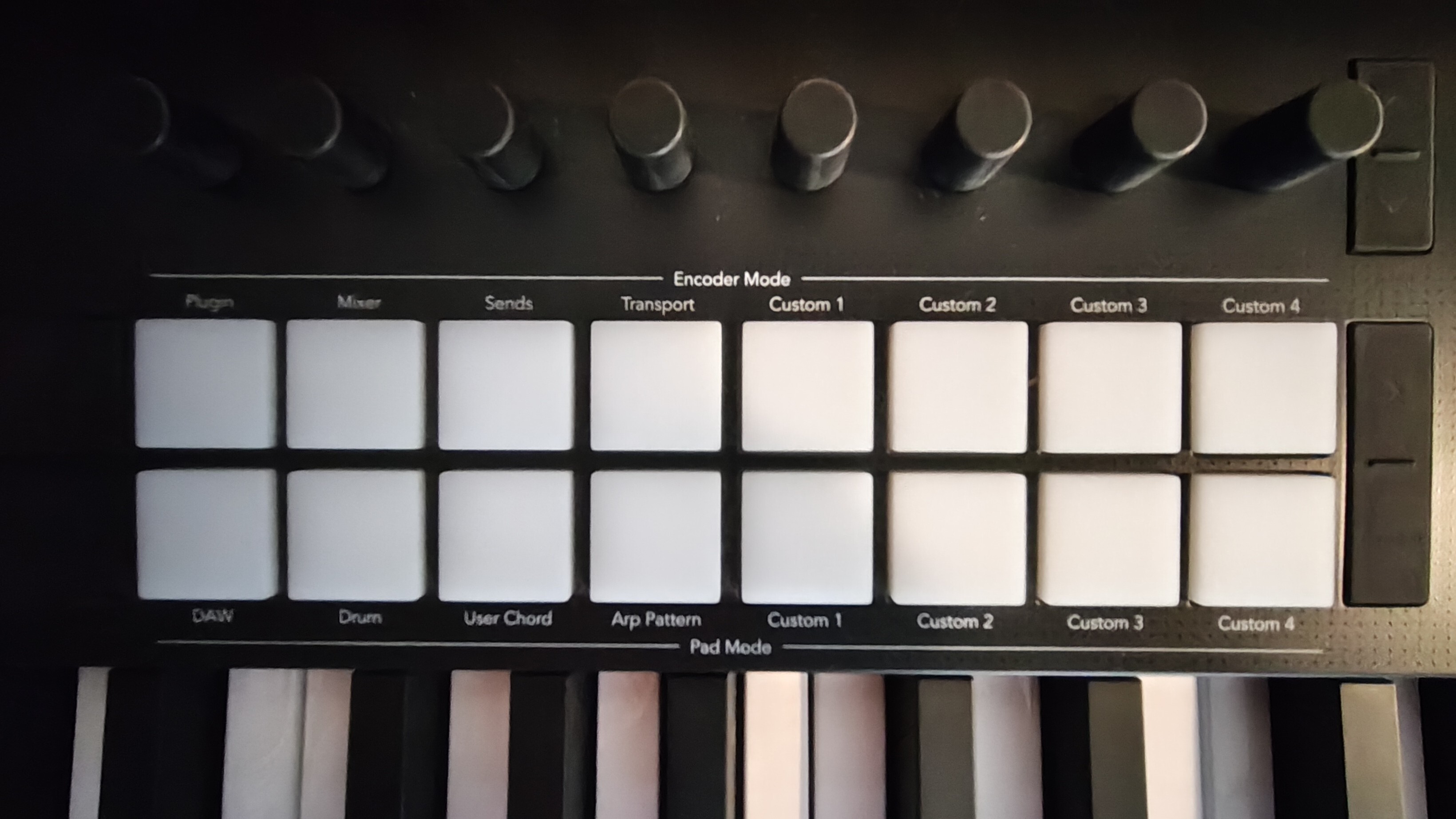 Novation Launchkey 49 MK4 (89510)