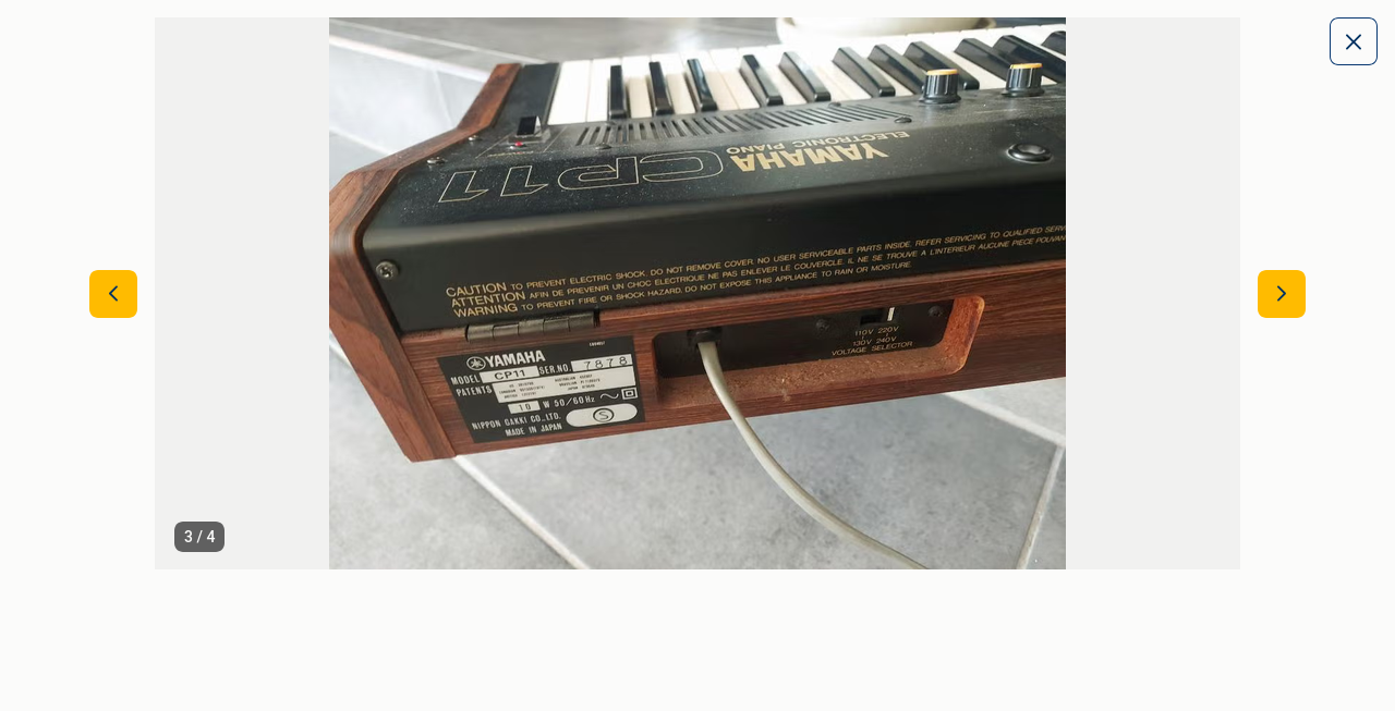 PIANO ELECTRONIQUE YAMAHA CP11