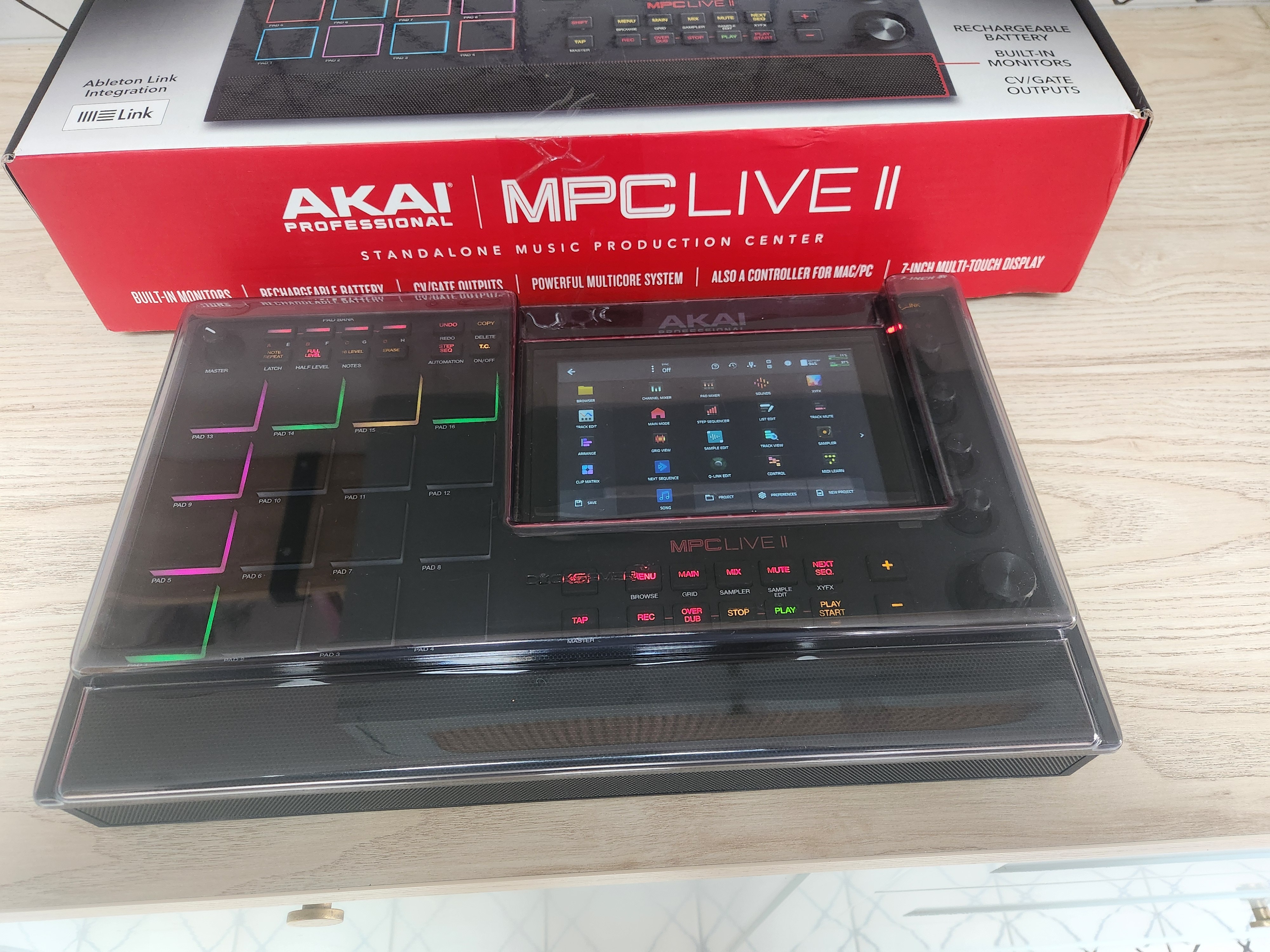 Akai Professional MPC Live II (15511)