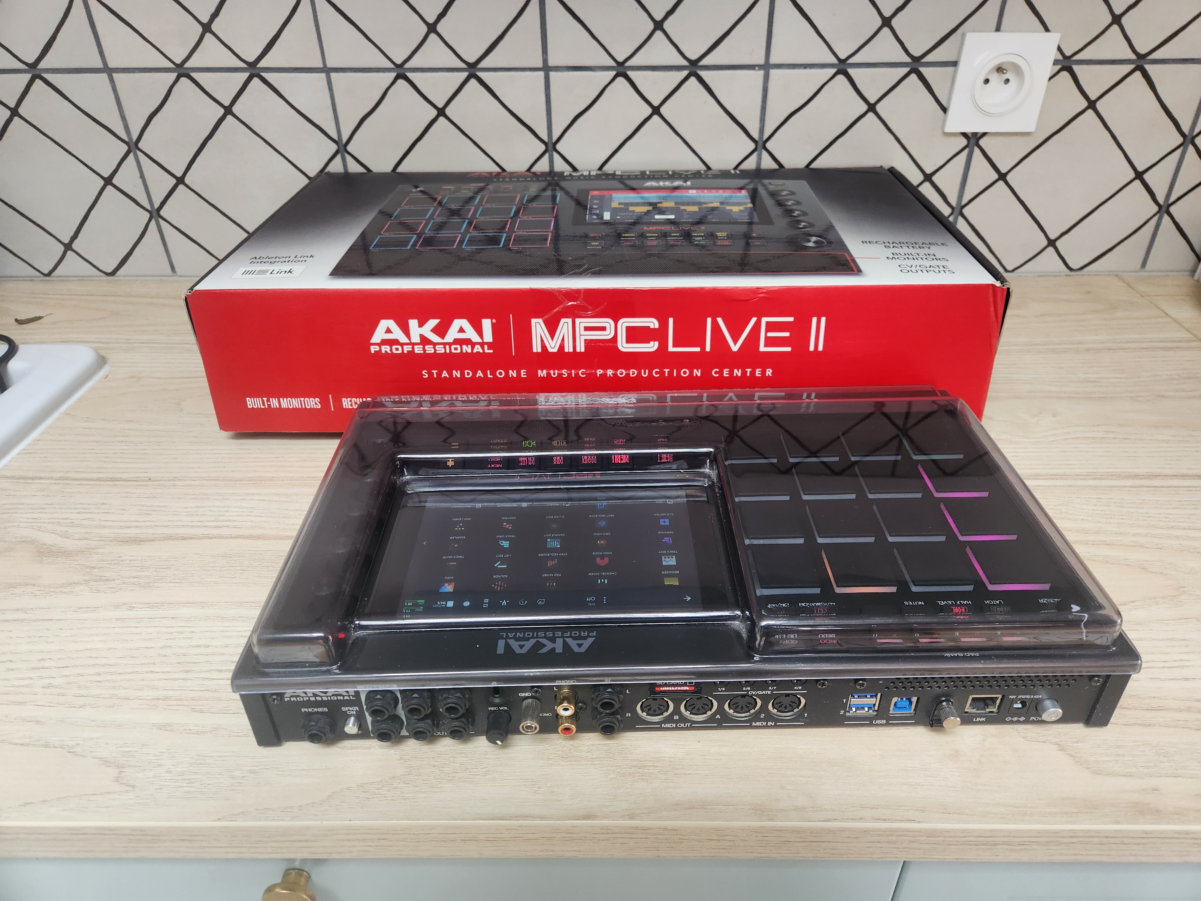 Akai Professional MPC Live II (19448)
