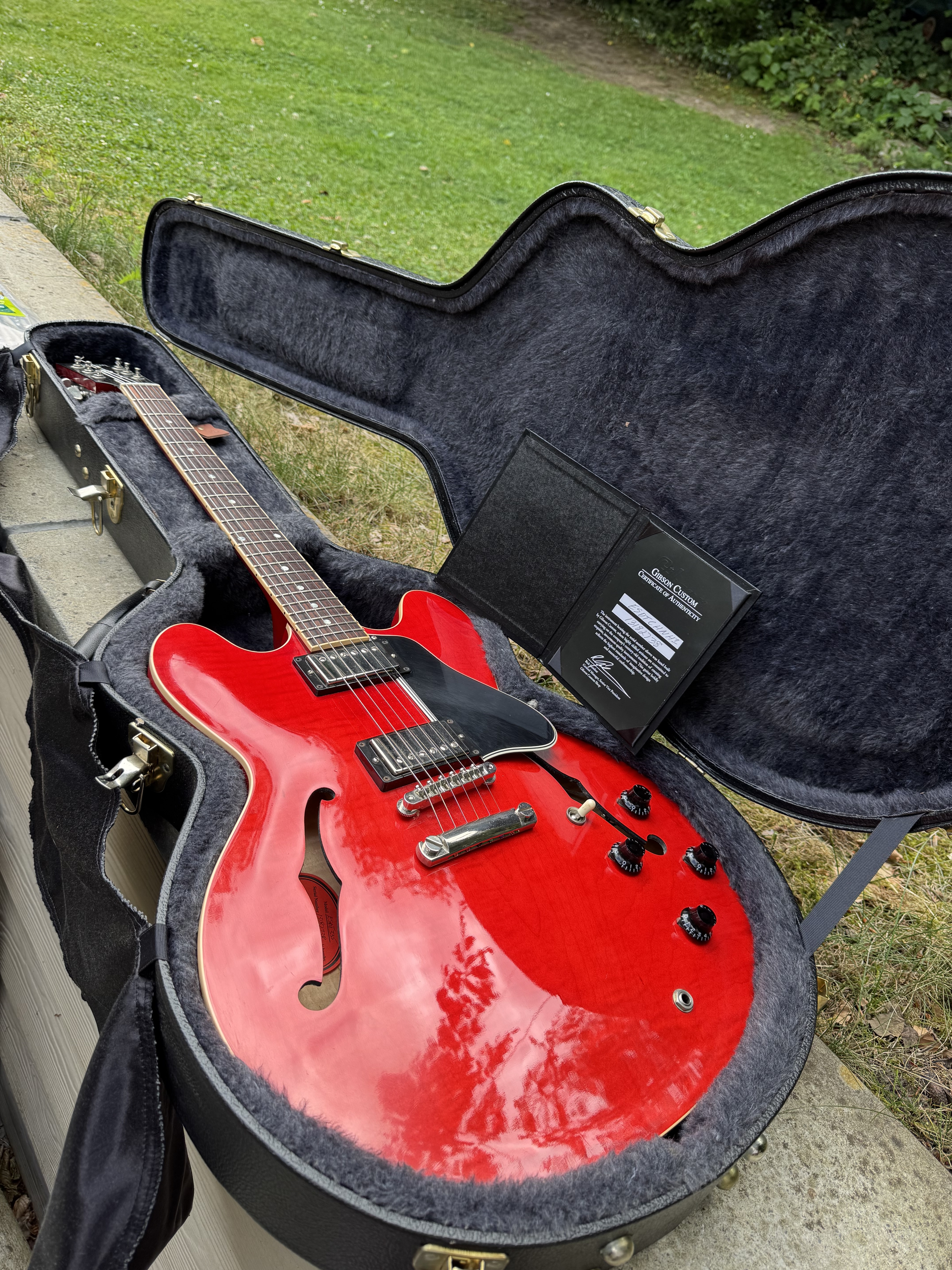 Gibson Custom Shop ES-335 Dot Reissue Cherry 2013 – Excellent état – COA